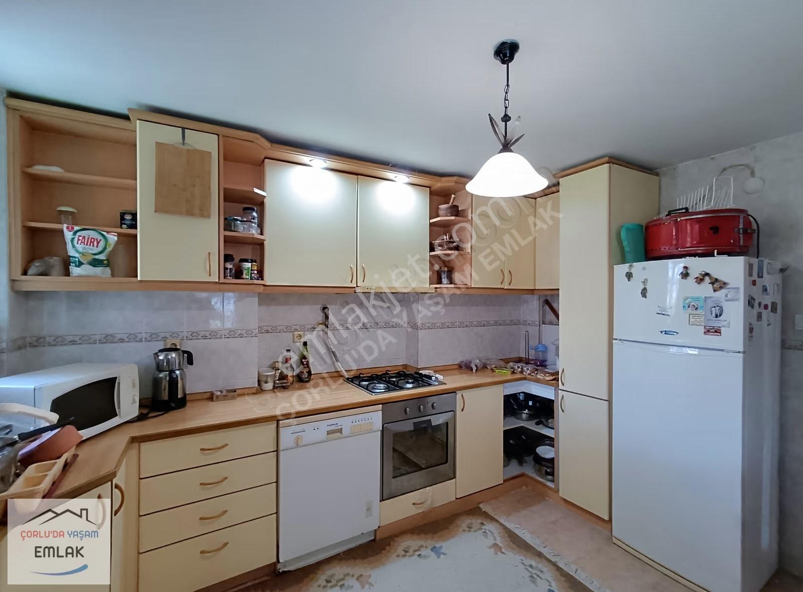 Silivri Gümüşyaka'da Denize Yakın, 3 Katlı Müstakil Villa - Görsel 22