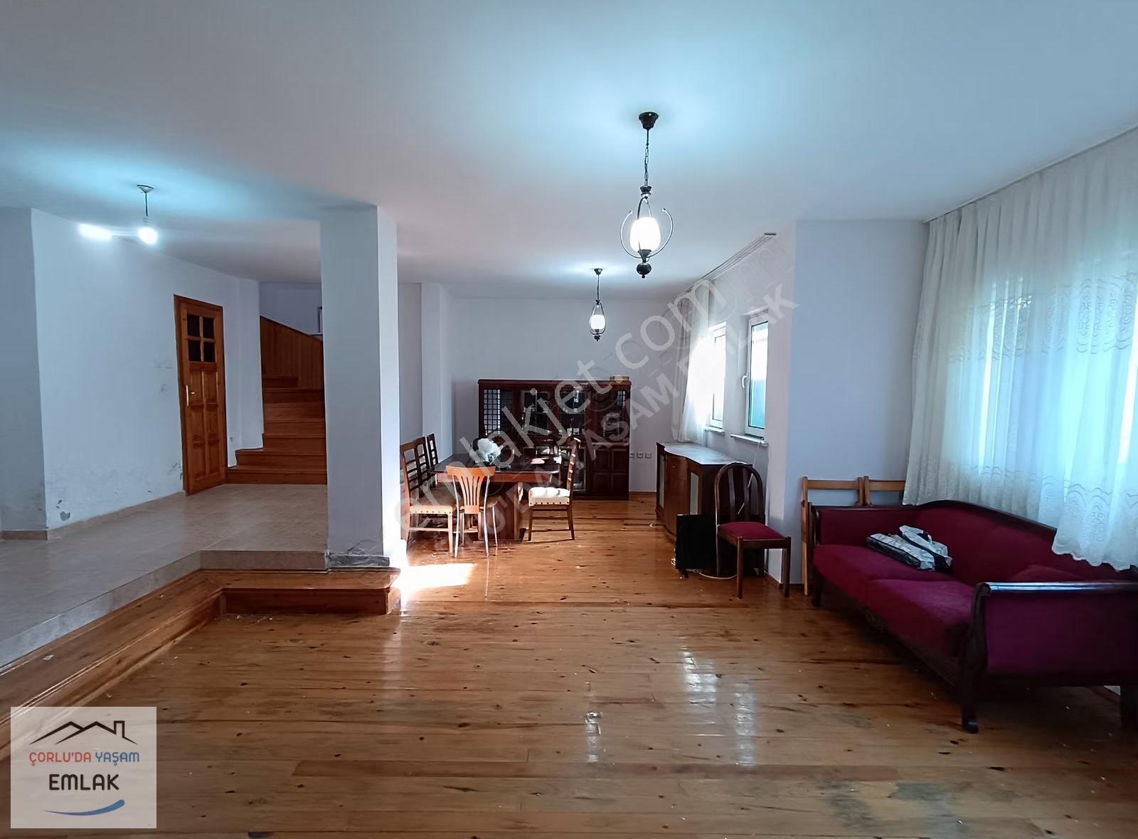 Silivri Gümüşyaka'da Denize Yakın, 3 Katlı Müstakil Villa - Görsel 7