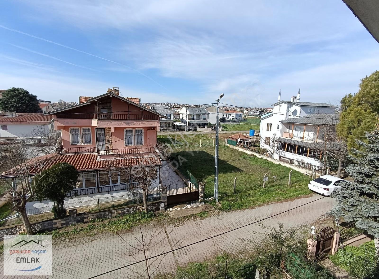 Silivri Gümüşyaka'da Denize Yakın, 3 Katlı Müstakil Villa - Görsel 24