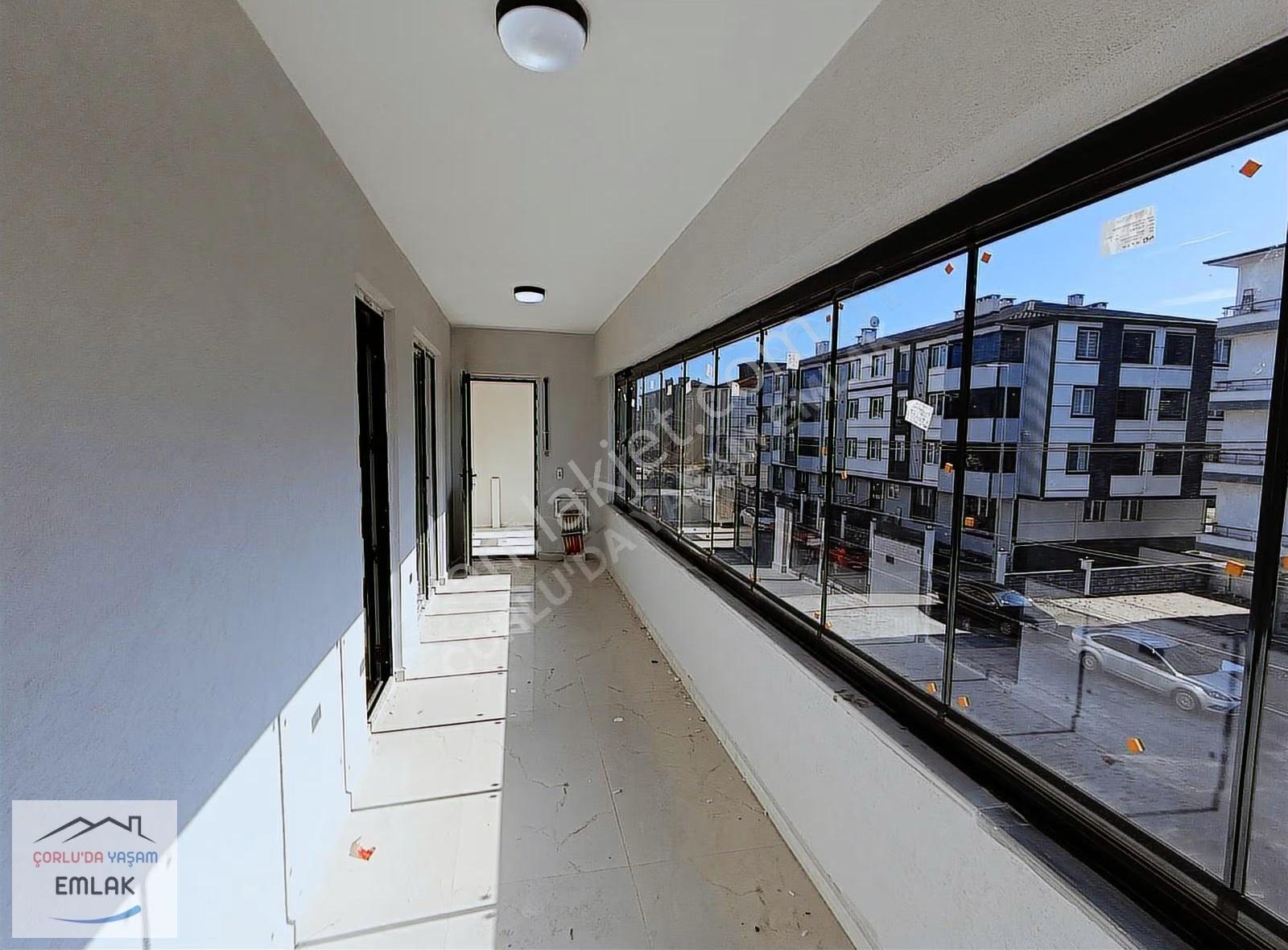 Çorlu Hatip Mah. Satılık 2+1 Daire, 110 M², Geniş Balkonlu - Görsel 2