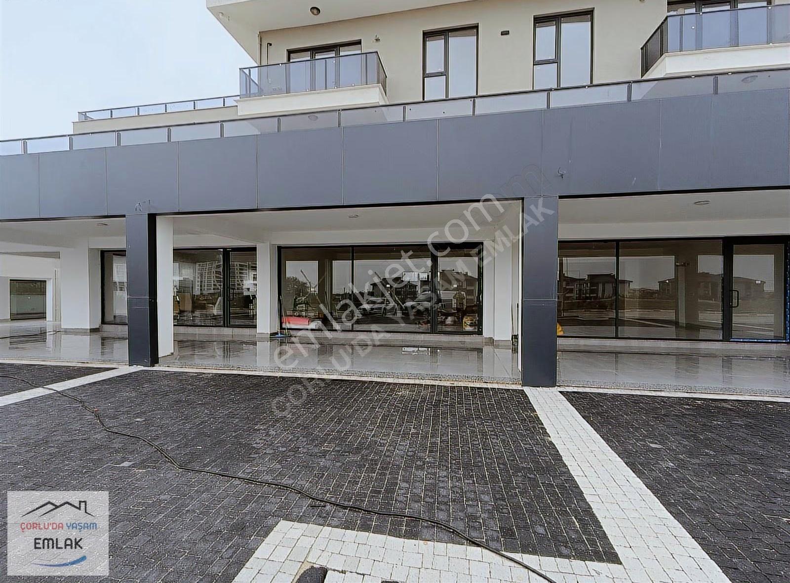 Önerler Mahallesinde Farklı Seçeneklerde Kiralık Dükkanlar