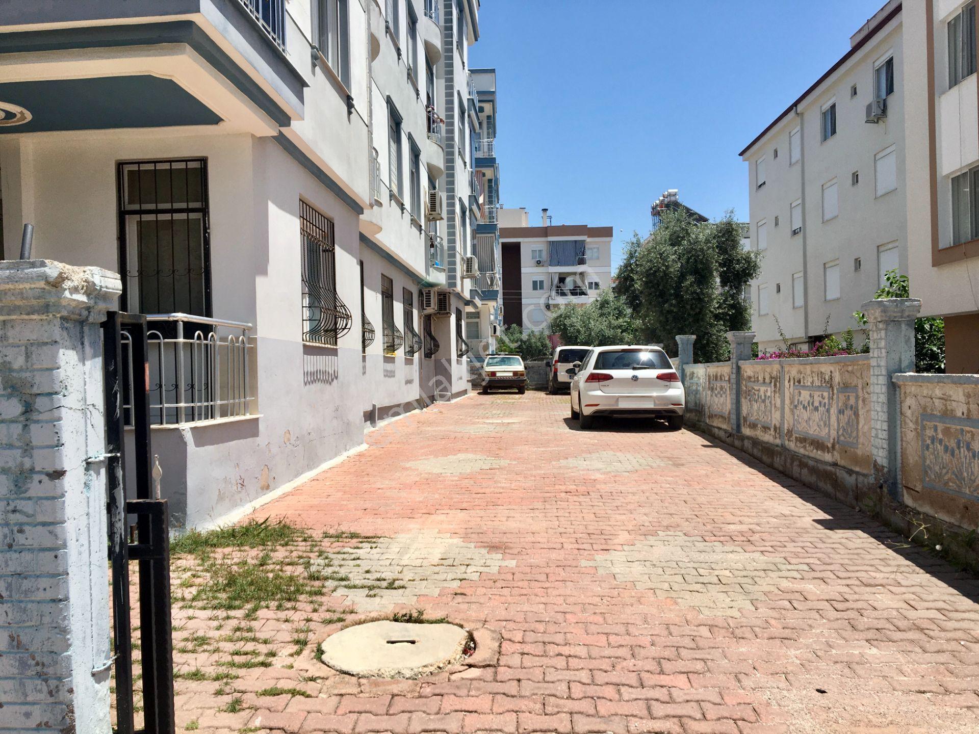 Merkezi Konumda! Ünsal'da Sur Cadde Servis Hattında Geniş 3+1 - Görsel 30