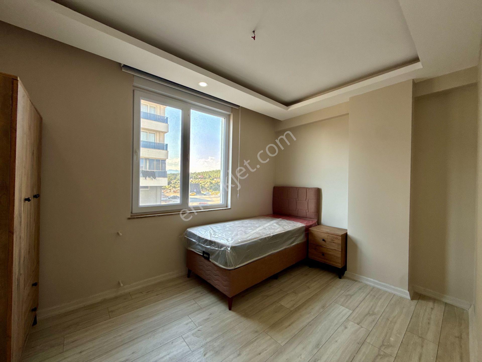 Şehir Hastanesine 1 Km, Havuzlu Sitede Sıfır Eşyalı Kiralık 2+1 - Görsel 17