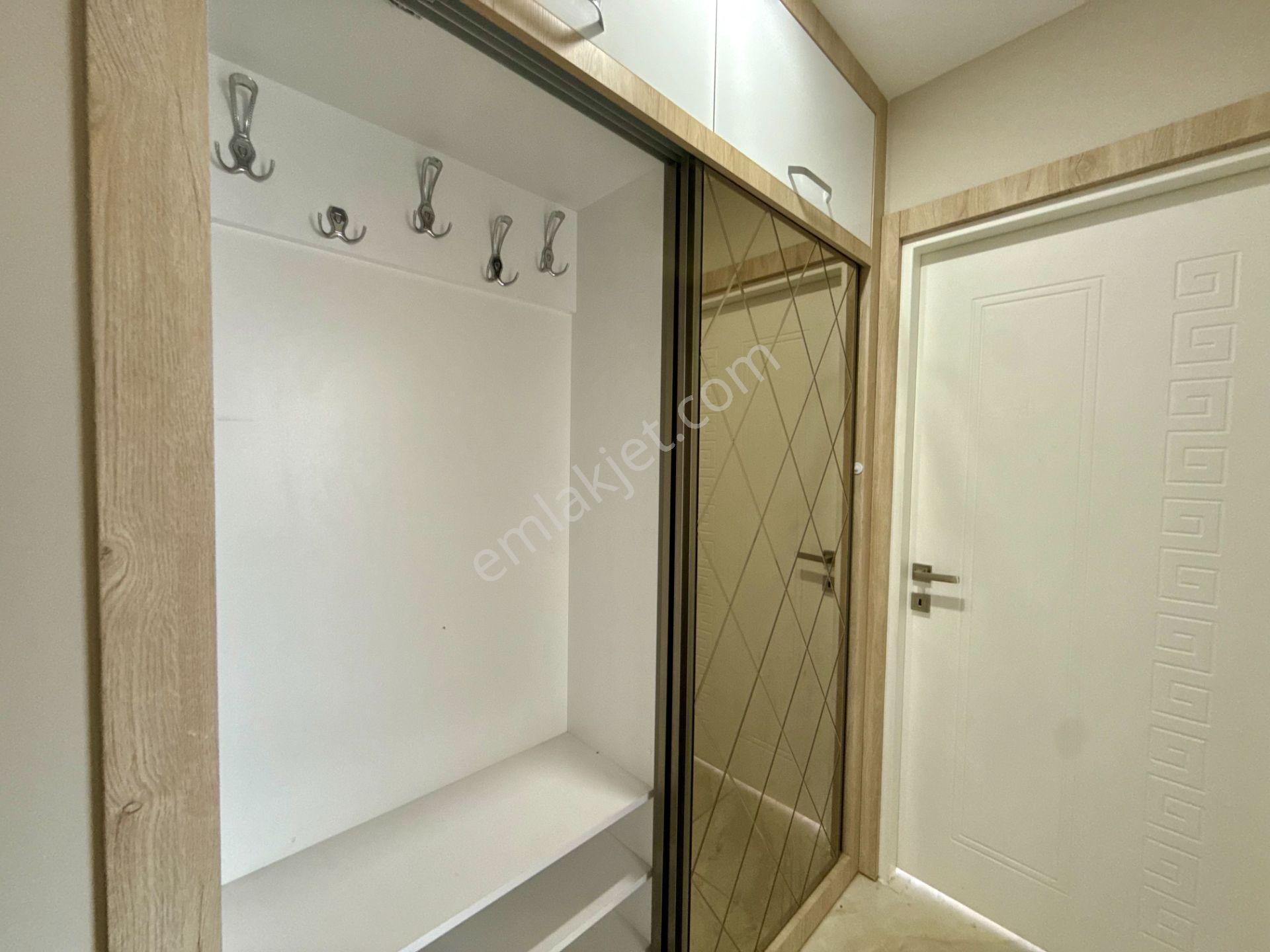 Şehir Hastanesine 1 Km, Havuzlu Sitede Sıfır Eşyalı Kiralık 2+1 - Görsel 28