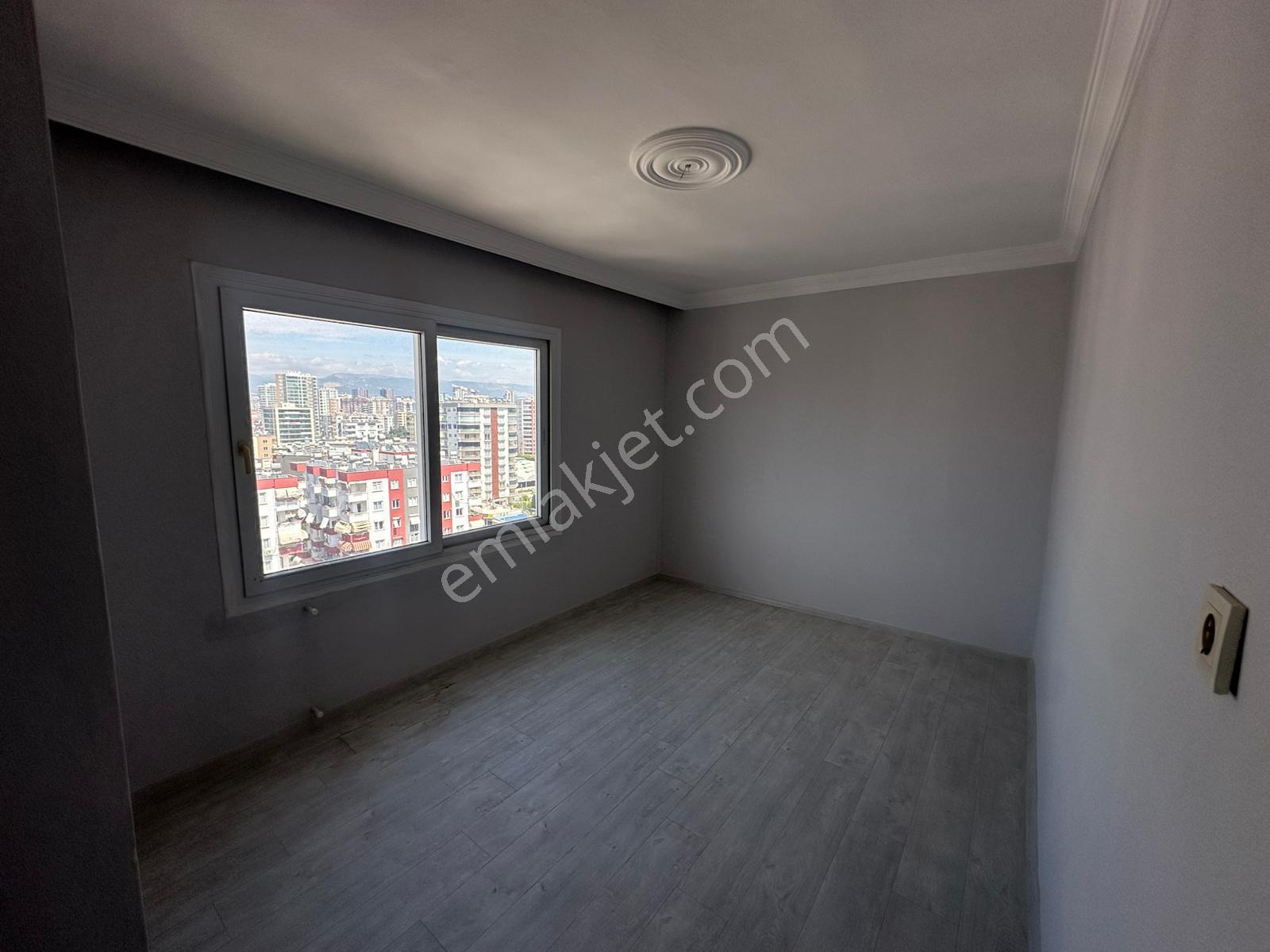 Remax Toros'tan Mezitli'de Muhteşem Konumda Deniz Manzaralı 3+1 - Görsel 2