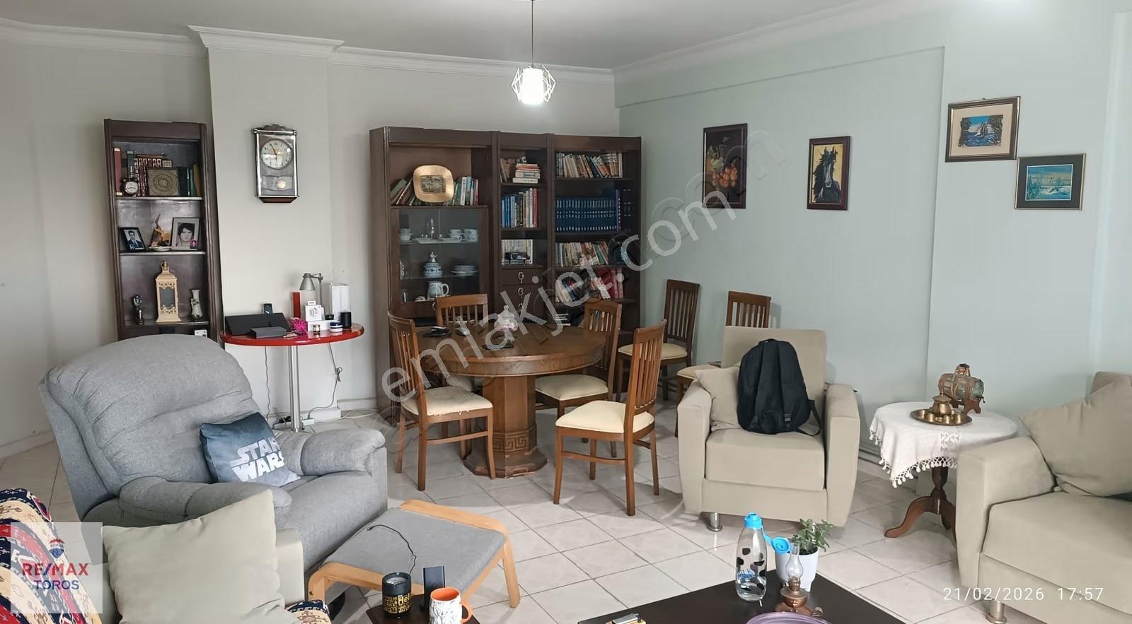 Remax Toros'tan Tömük Club Lido'da Denize Sıfır 3+1 - Görsel 10