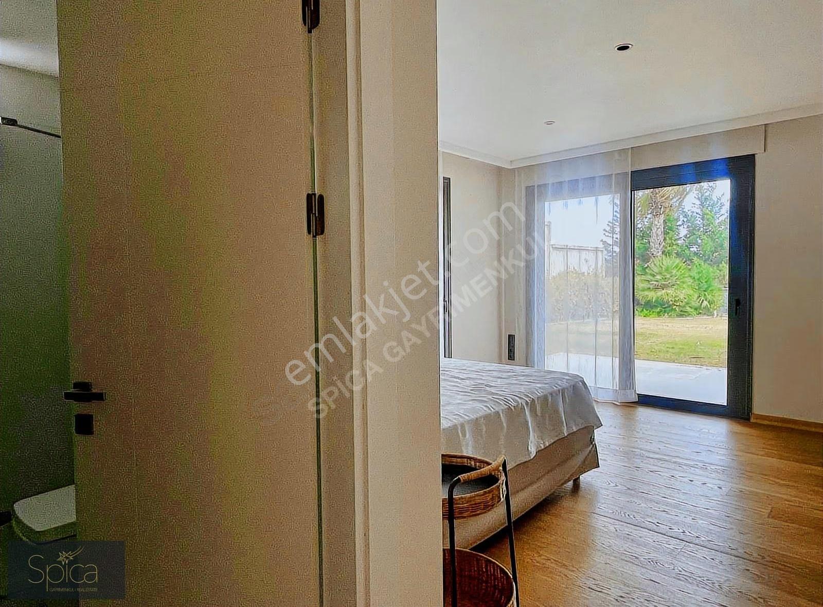 Çeşme Mamurbaba Deniz Manzaralı Havuzlu Kiralık Lüks Villa - Görsel 22