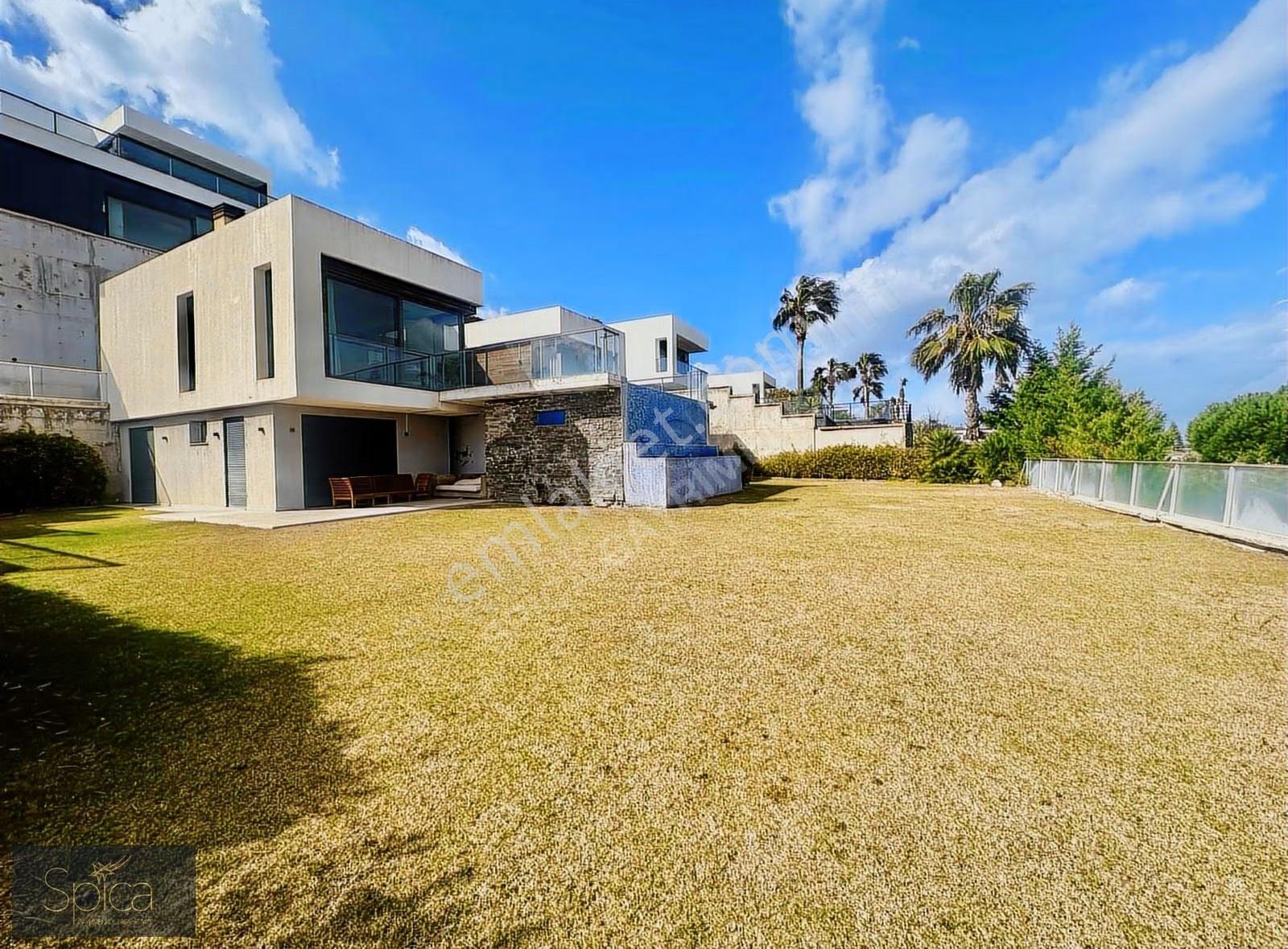 Çeşme Mamurbaba Deniz Manzaralı Havuzlu Kiralık Lüks Villa - Görsel 19