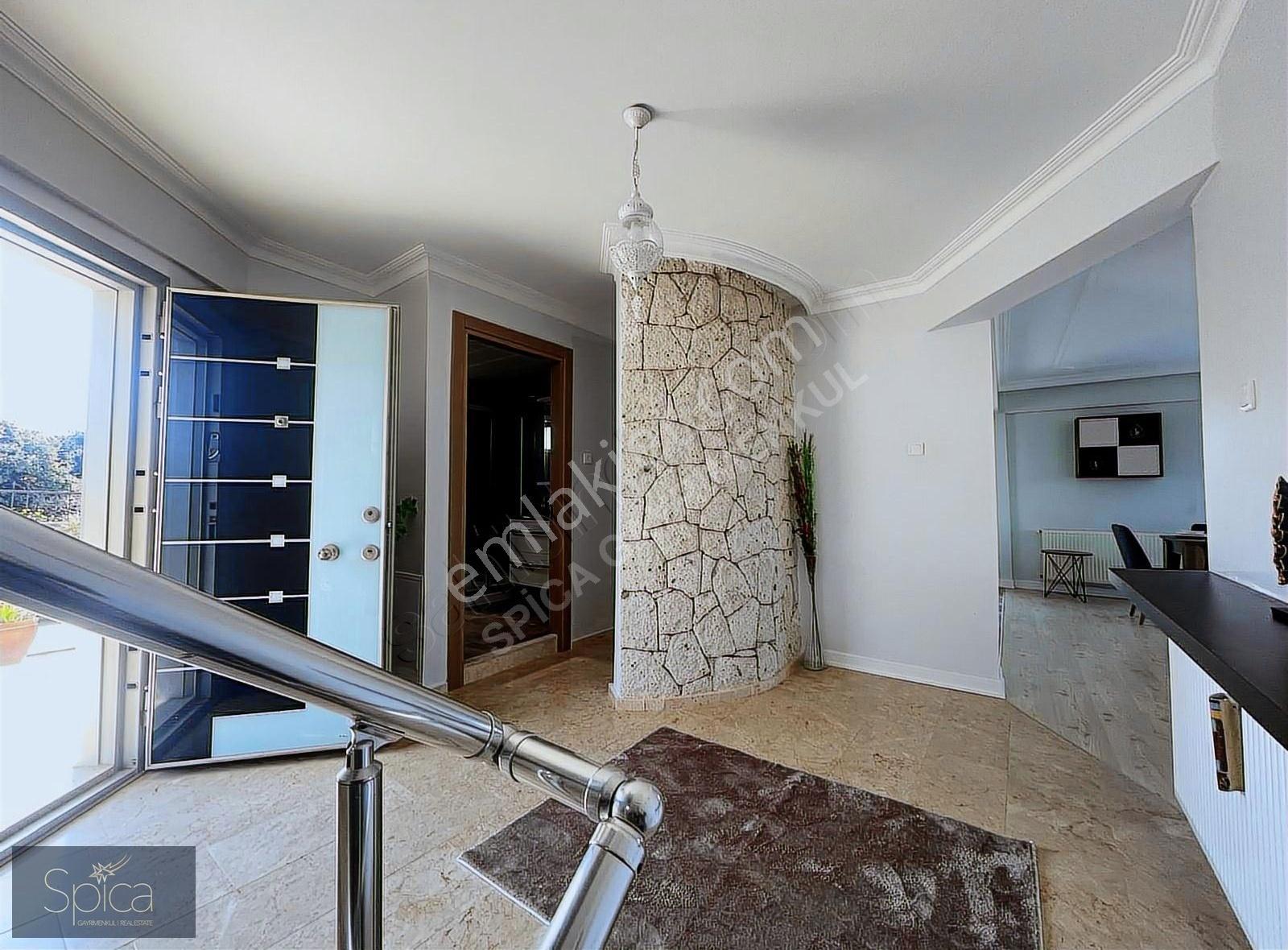 Çeşme Dalyan Deniz Manzaralı Teraslı Müstakil 5+1 Villa - Görsel 3