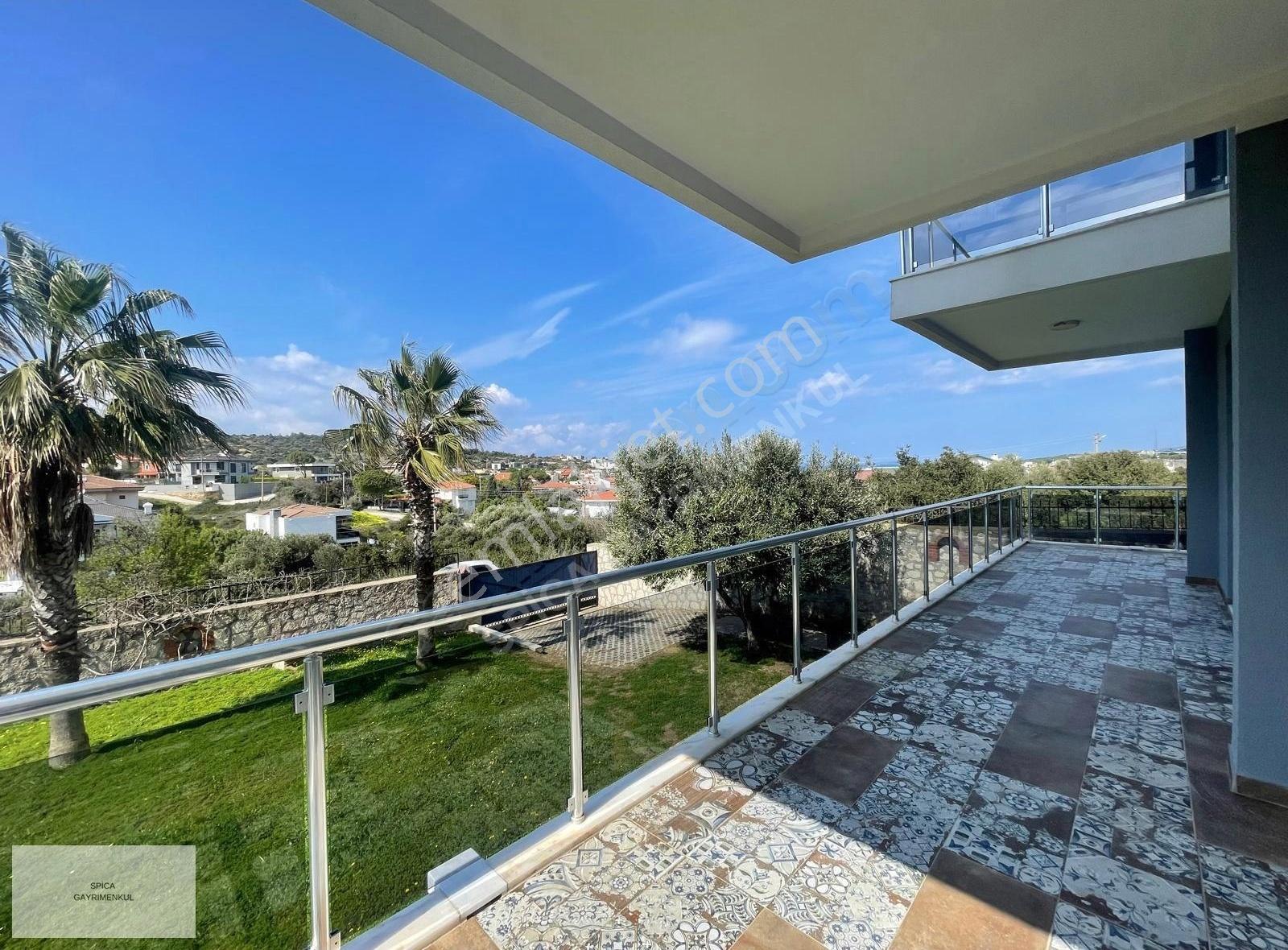 Çeşme Dalyan Deniz Manzaralı Teraslı Müstakil 5+1 Villa - Görsel 11