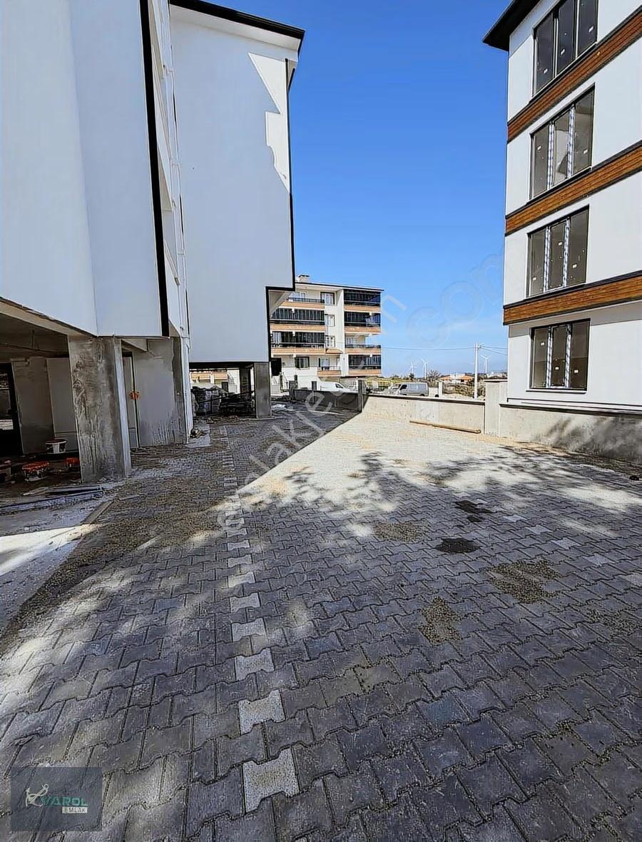 Üniversite Ve Teras Kafe Bölgesinde 1+1 Sıfır Satılık Daire - Görsel 21