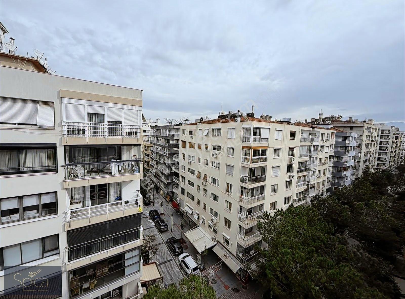 Alsancak Gül Sokakta Tadilatlı 3+2 Kiralik Köşe Daire - Görsel 9