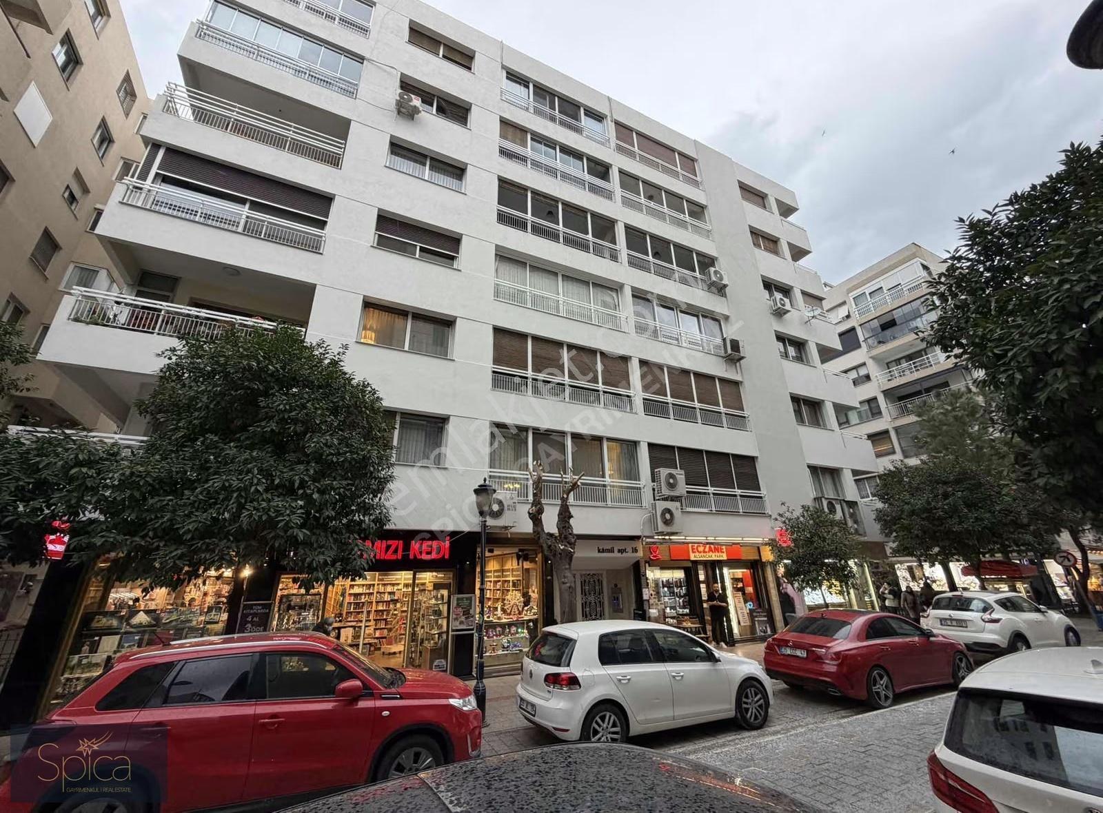 Alsancak Gül Sokakta Tadilatlı 3+2 Kiralik Köşe Daire - Görsel 7