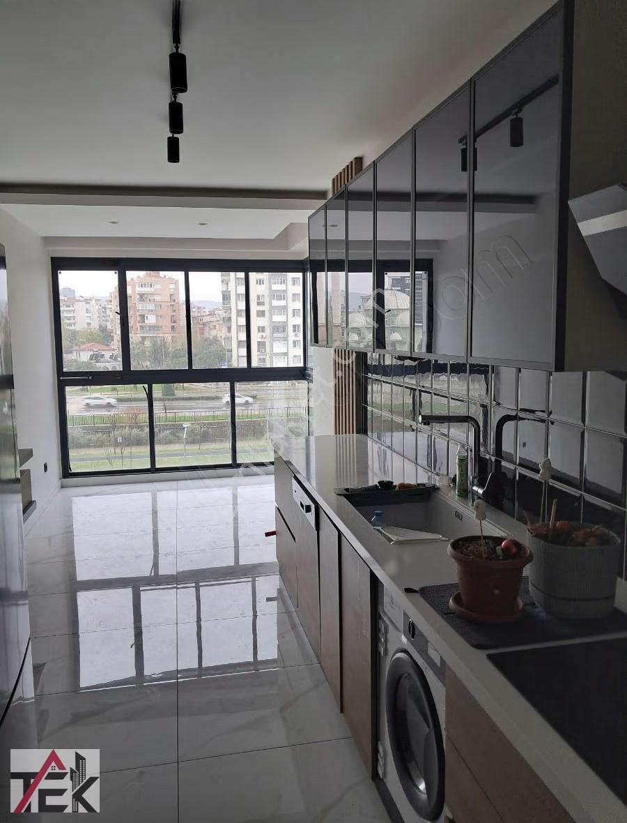 Bulvar Bayraklı'da 4+1 Sıfır Arakat Havuzlu Rezidans Satılık - Görsel 7