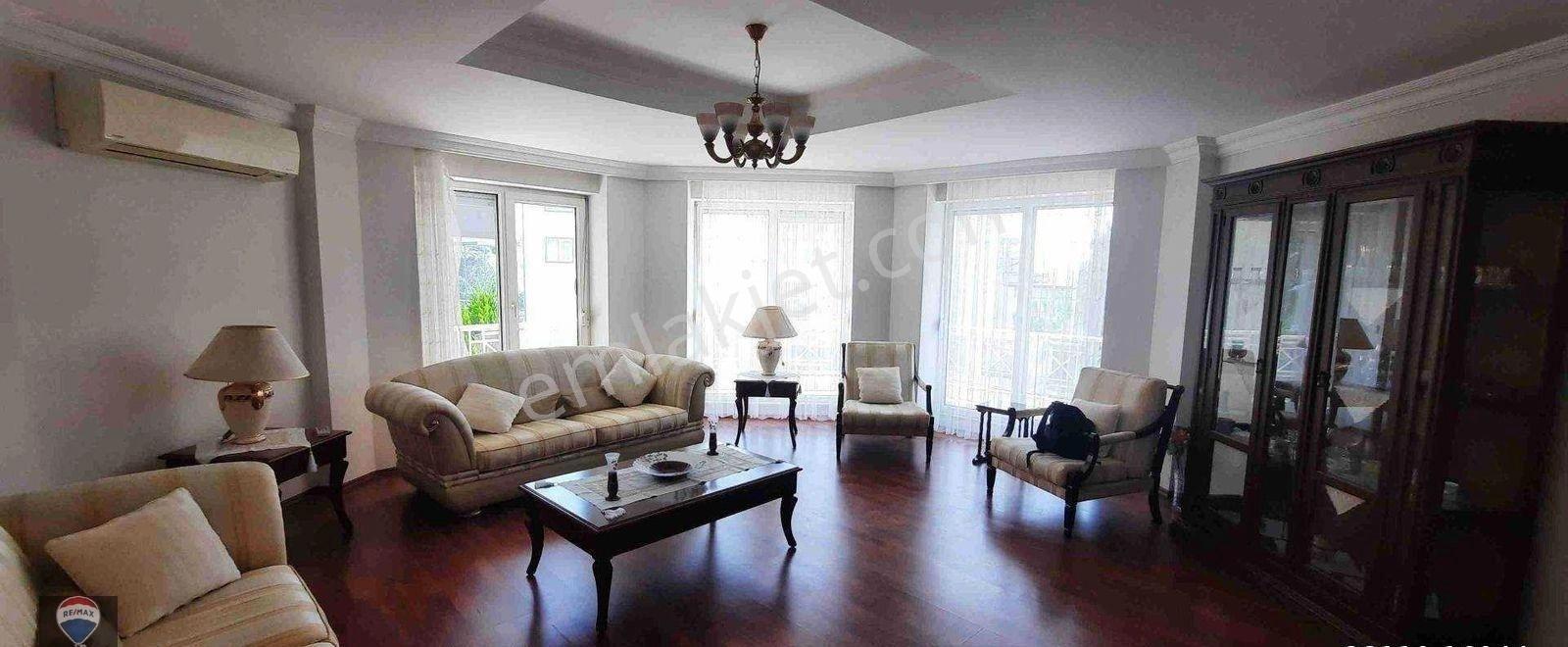 Kuşadası Marina Da Kiralık Daire 4+1 Doğalgazlı Deniz Manzaralı Eşyalı - Görsel 10