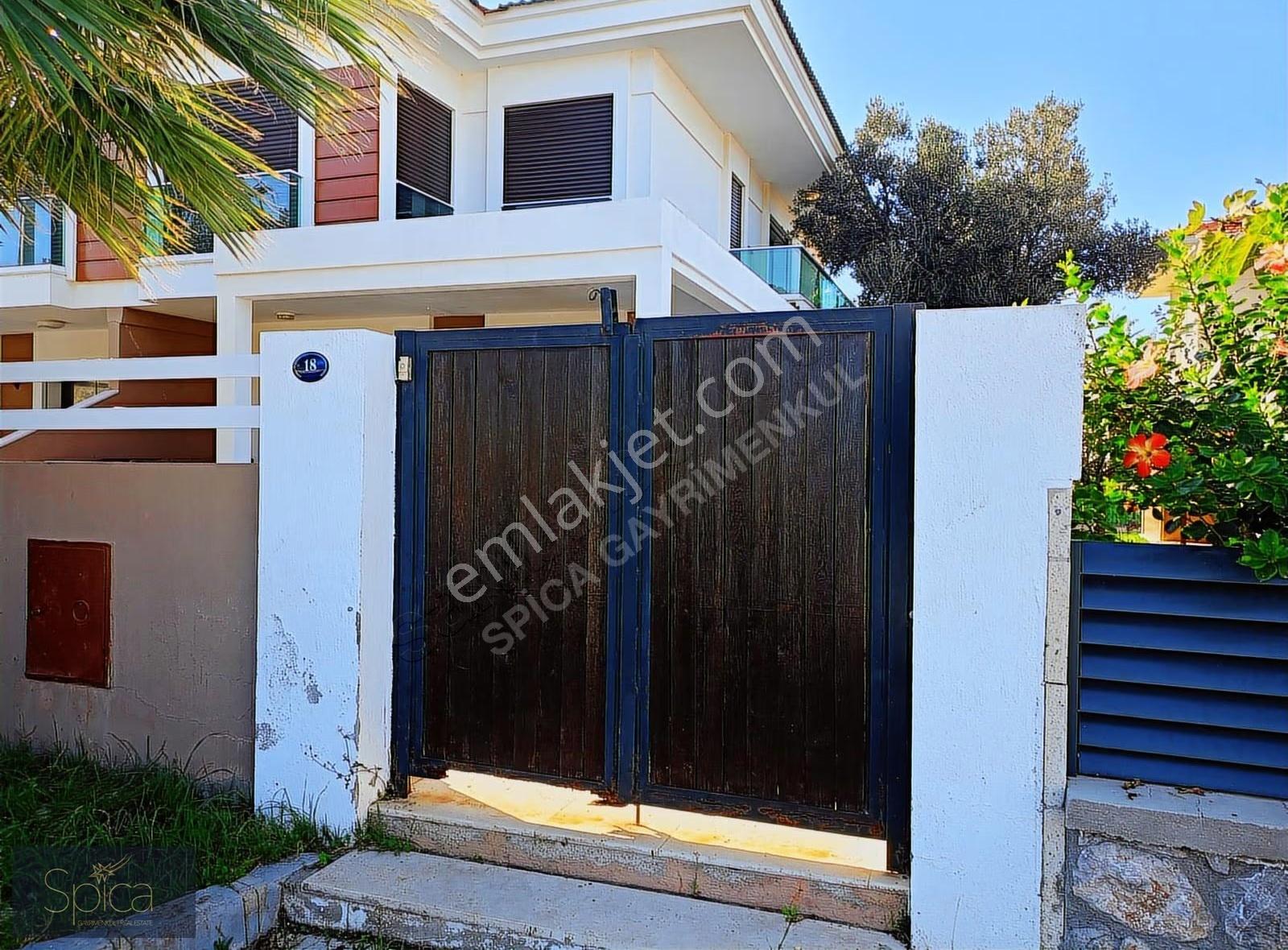 Çeşme Çiftlikte Havuzlu Eşyalı Dubleks Villa - Görsel 8