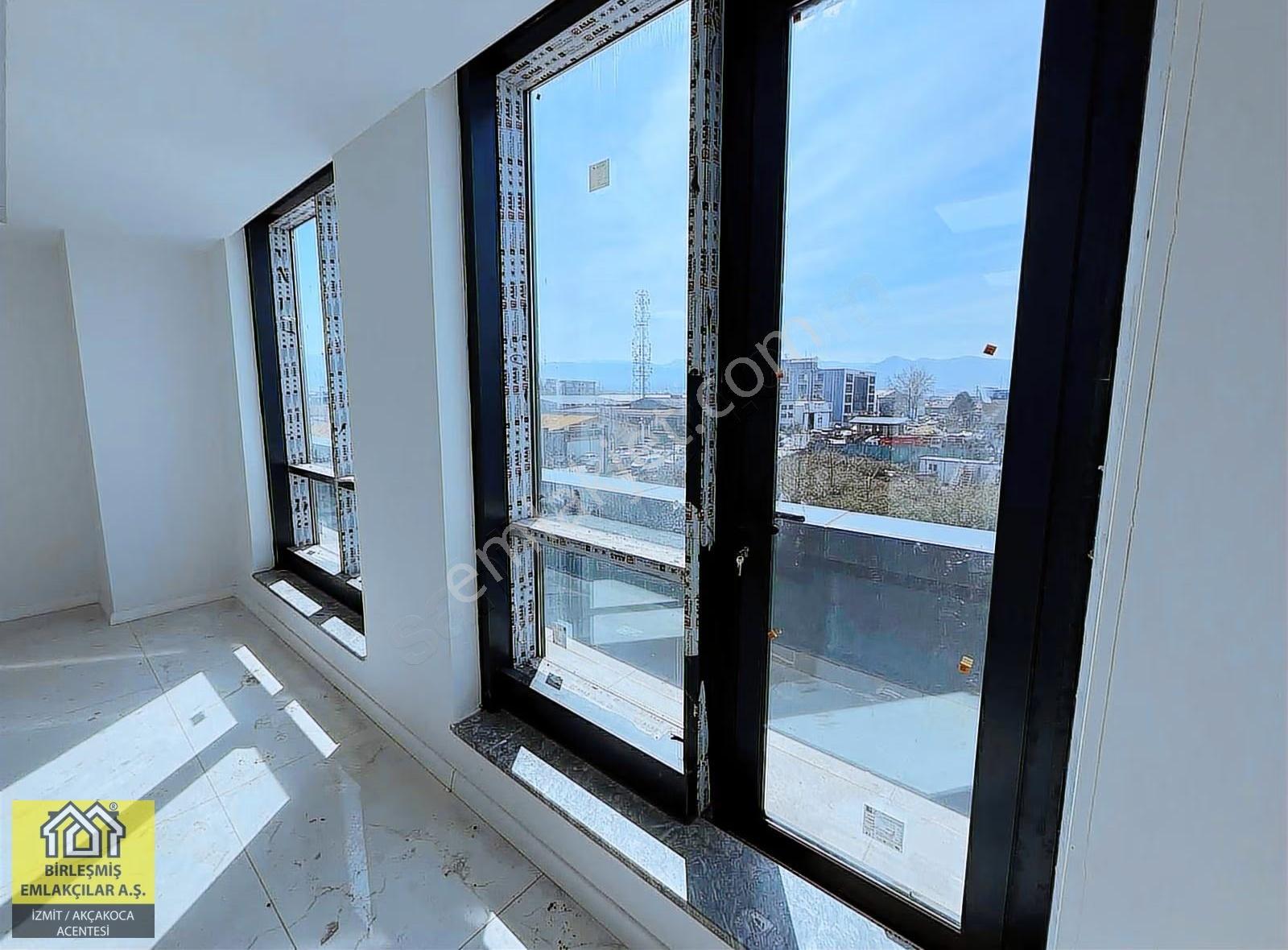 İzmit'te Prestijin Adresi Sapphire Plaza'da 45 M2 Kiralık Ofis - Görsel 8