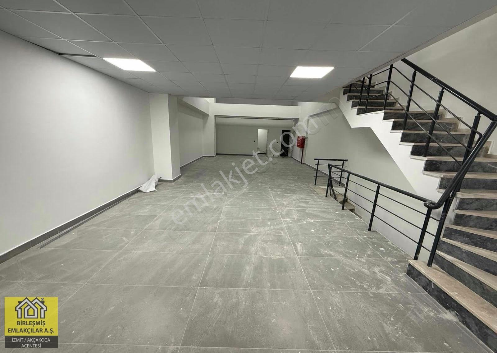 İzmit Sapphire Plaza'da 264m2 Kurumsala Kiralık Prestijli Mağaza - Görsel 11