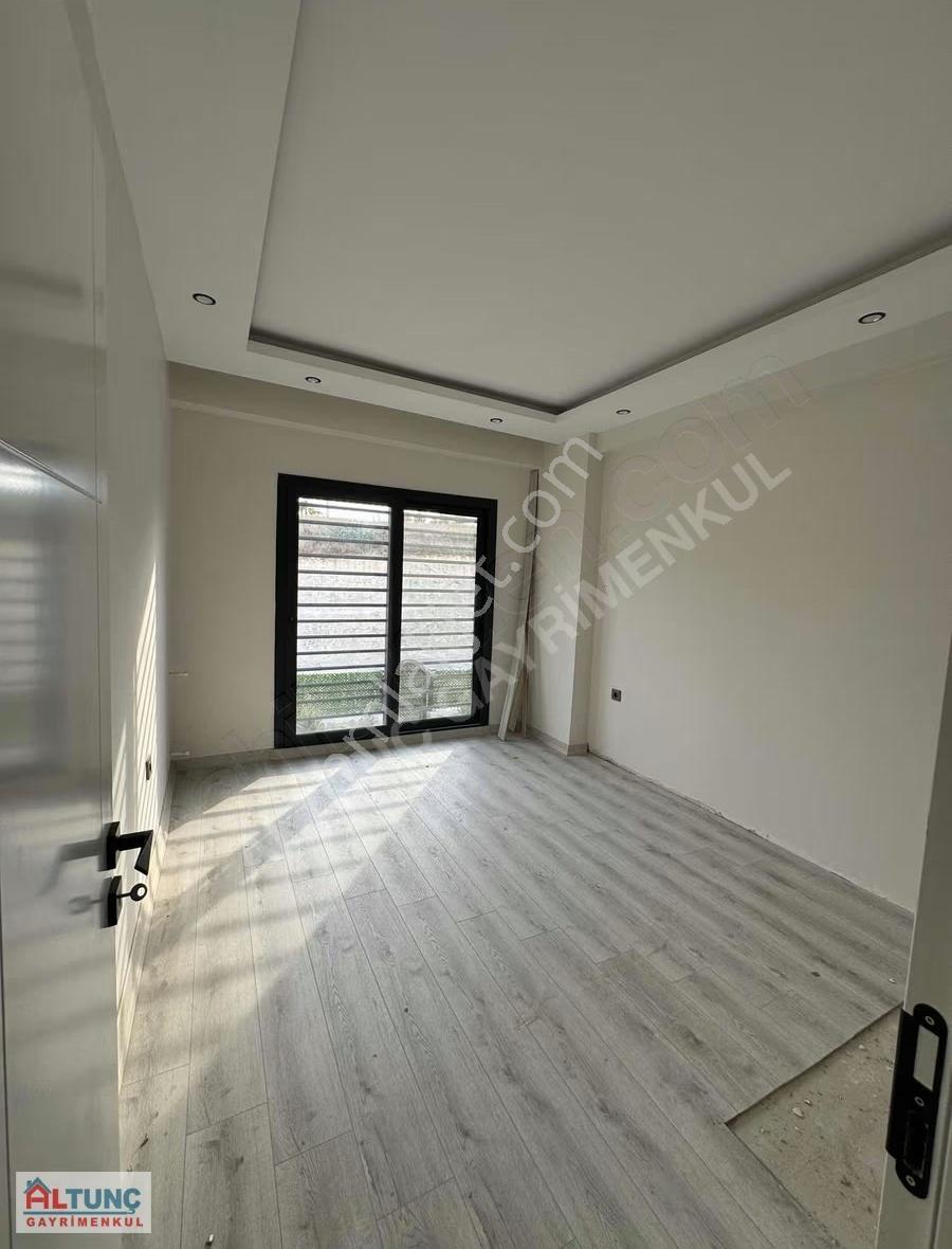 Fırsat...! Çınarlı Hekimköy Civarı Fourleks Villa - Görsel 4