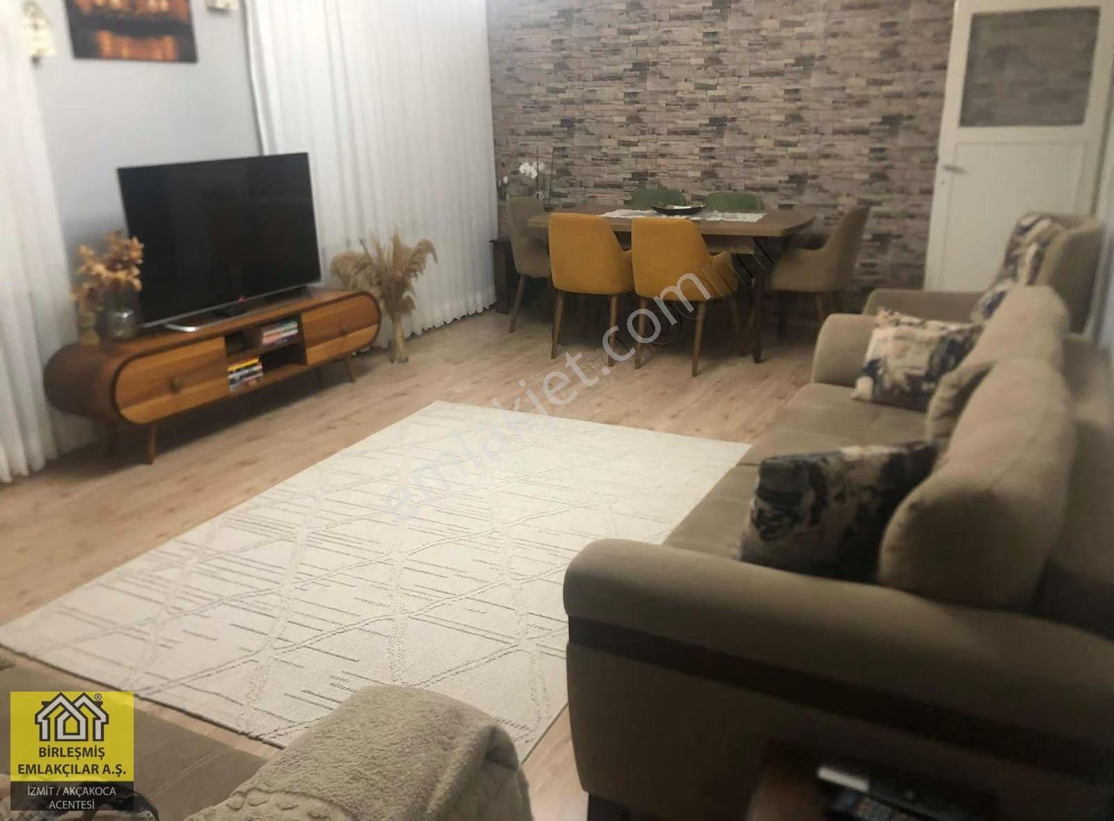 Erenler Mah. 202 M2 Arsa İçerisinde İki Kat Satılık Müstakil Ev - Görsel 10