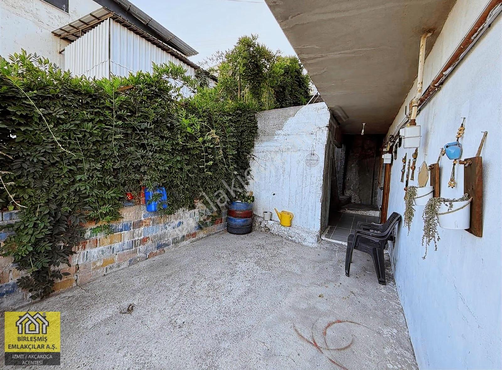 Erenler Mah. 202 M2 Arsa İçerisinde İki Kat Satılık Müstakil Ev - Görsel 25