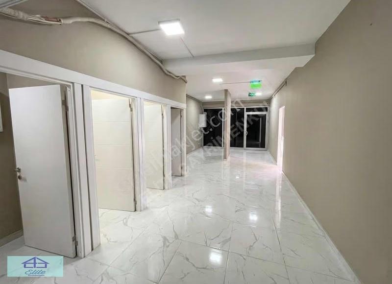 Şişli Mecidiyeköy'de Satılık 500m2 Depo 5 Daire Hisseli