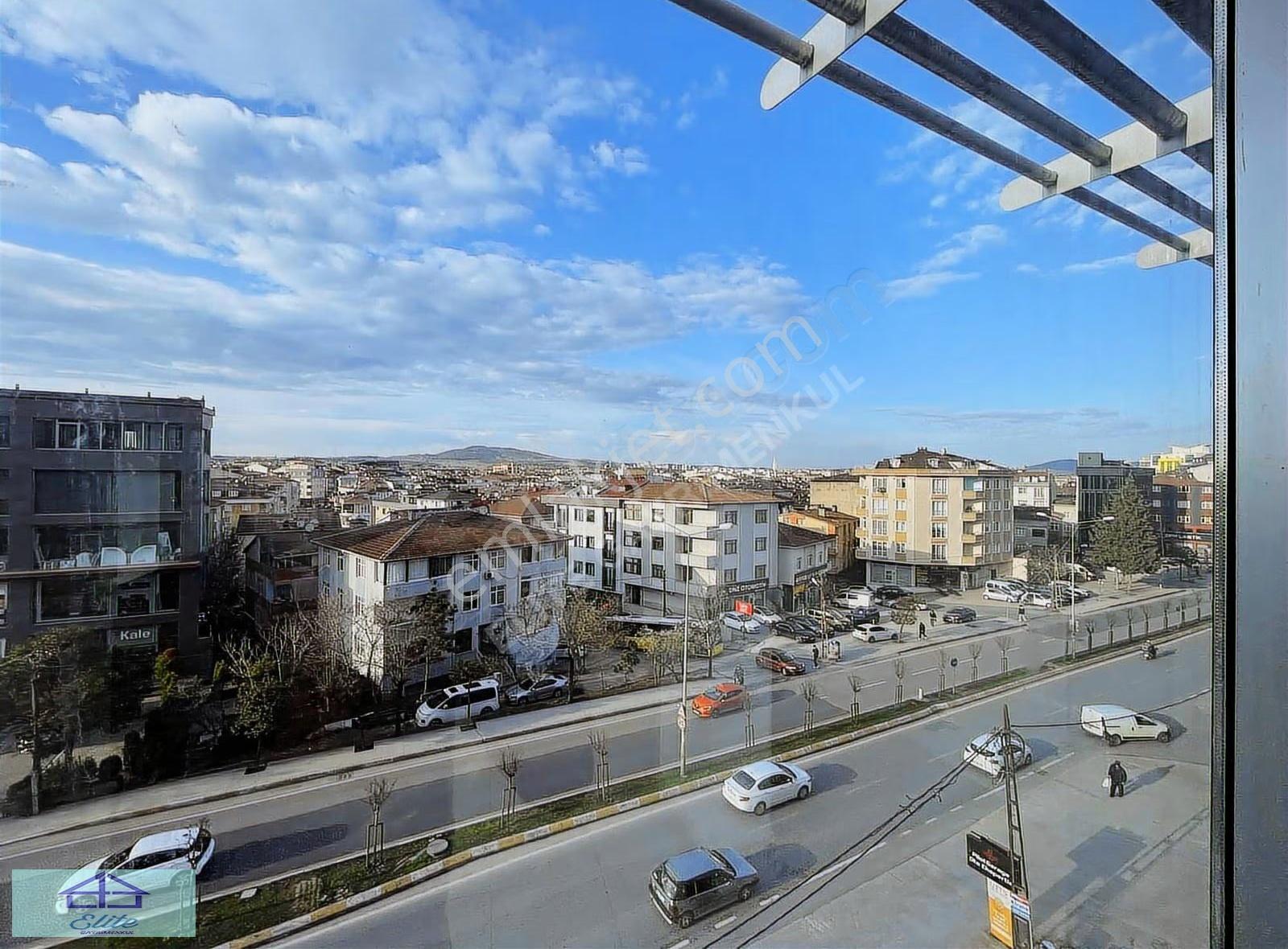 Sancaktepe'de Cadde Üzeri Satılık İki Katlı Prestijli İş Yeri - Görsel 12