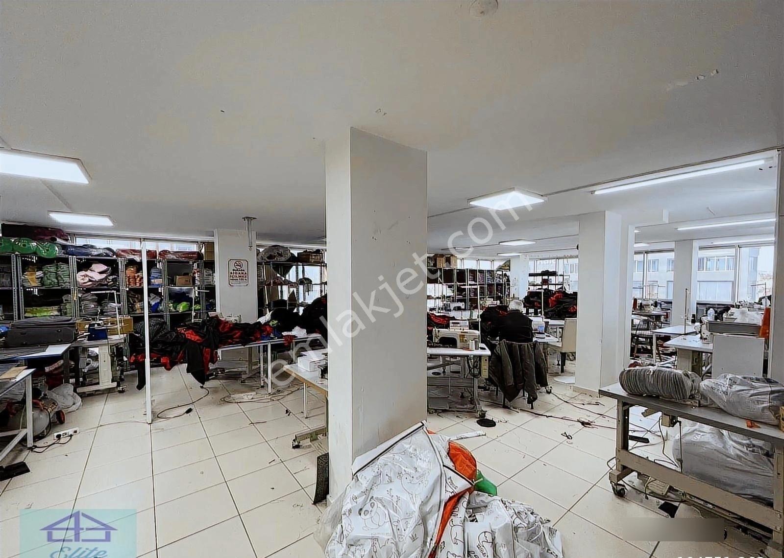 Sancaktepe'de Kiralık Dubleks Teraslı Plaza Katı - Görsel 11