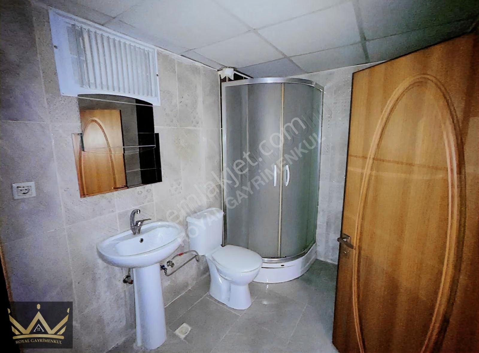 Royal Den Valilik Binası Yakını Menderes Cad.üzeri 3+1 Kiralık - Görsel 9