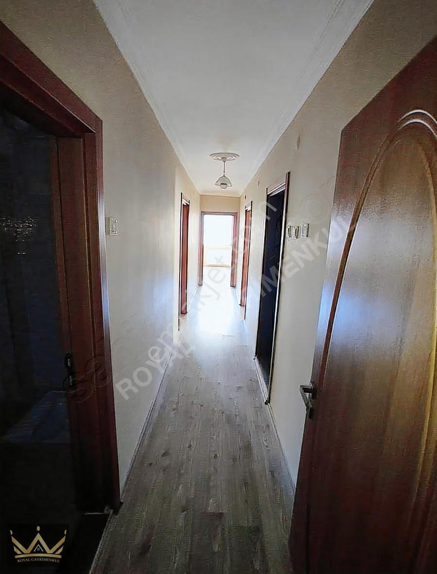 Royal Den Valilik Binası Yakını Menderes Cad.üzeri 3+1 Kiralık - Görsel 3