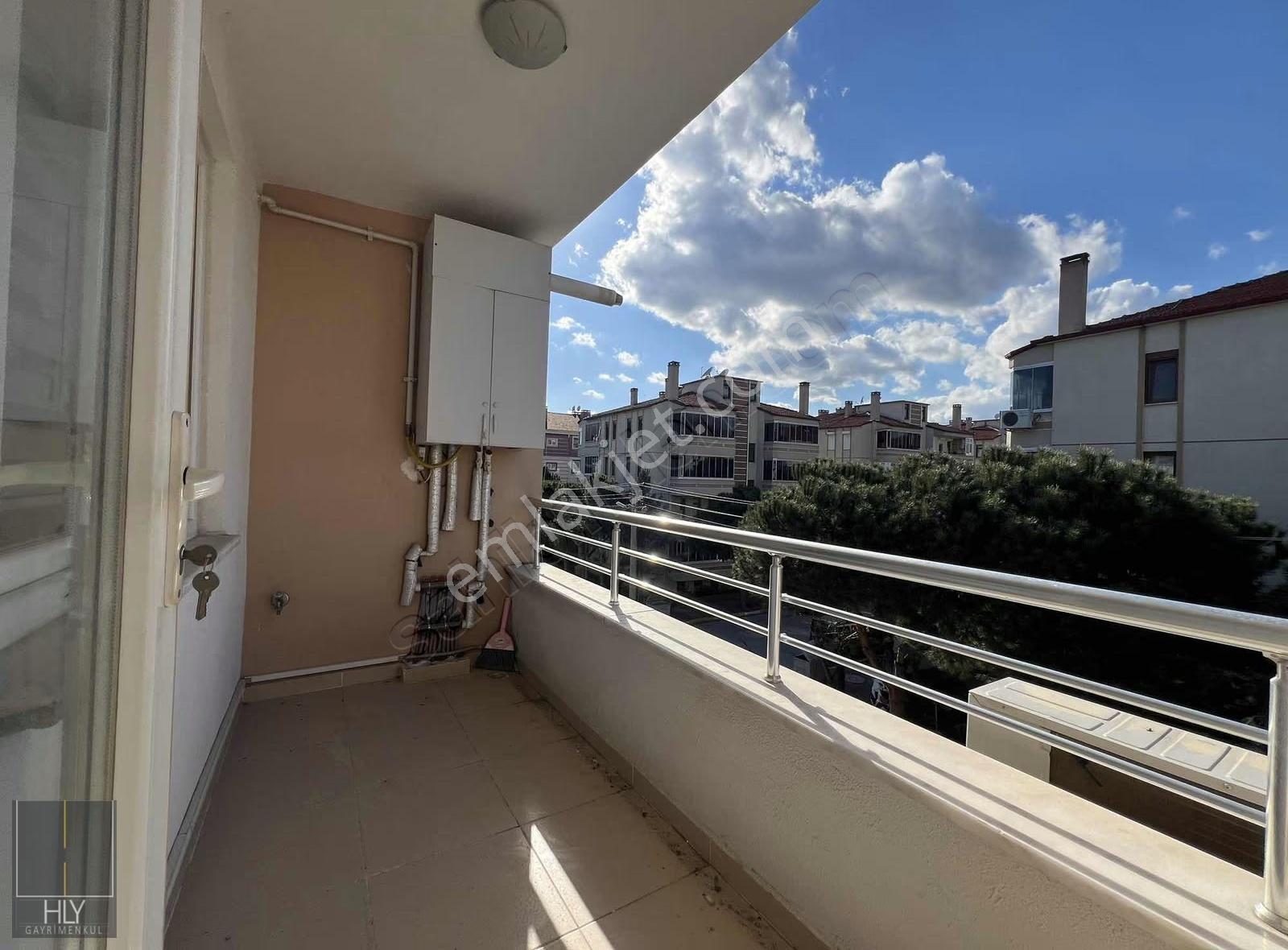 Hly'den B.evler Mah.de Ayrı Mutfaklı Eşyalı 1+1 Kiralık Daire - Görsel 5