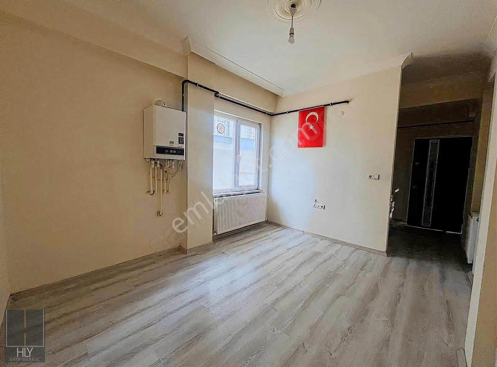 Hly Gayrimenkulden Plevne Mah.de 1+1 45 M² Eşyasız Kiralık Daire - Görsel 7