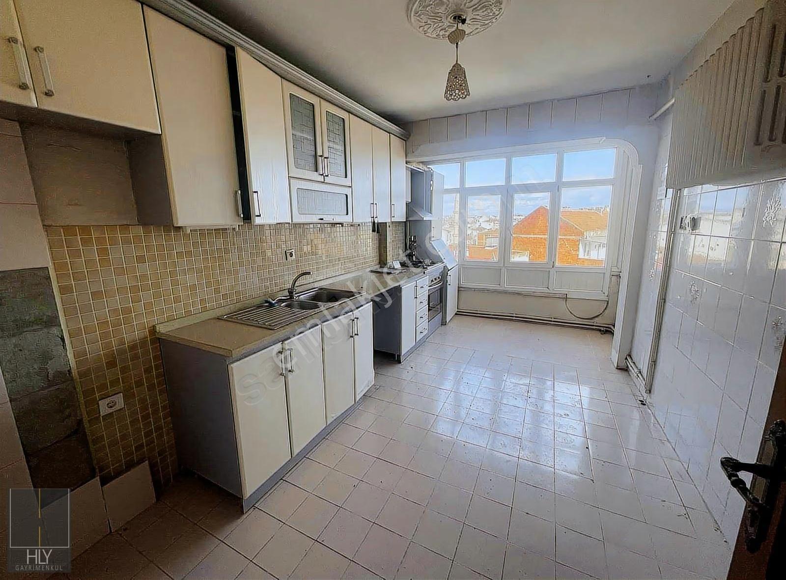 Hly Gayrimenkulden Demirciler Cd. De 3+1 100 M² Kiralık Daire - Görsel 3