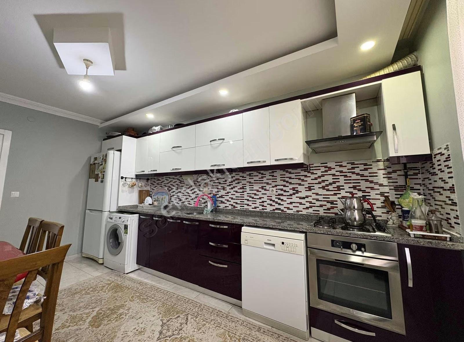 Kocaeli Kartepe F.s.m Mah 2+1 160 M2 Satılık Daire - Görsel 8