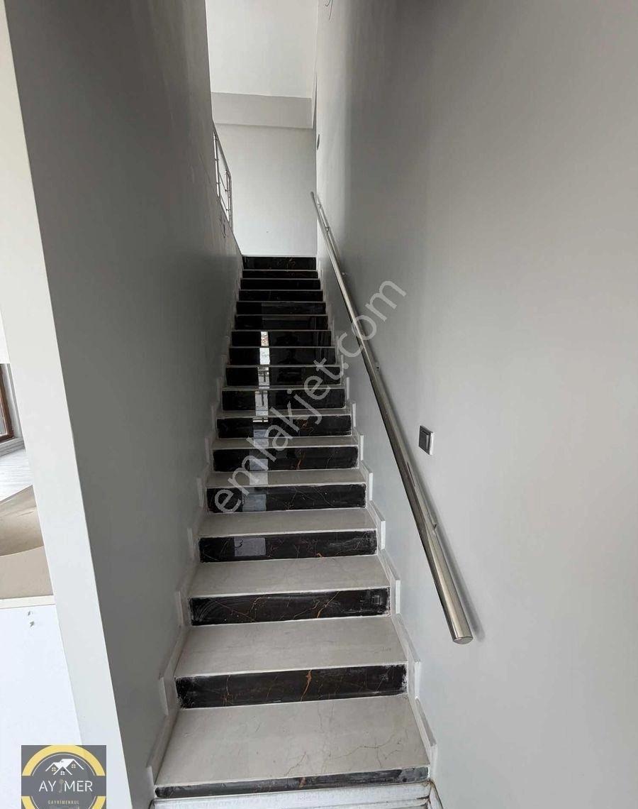 Çankaya Sokullu Pazar Karşı 70m2 1+1 Teraslı Manzararalı Satılık - Görsel 8