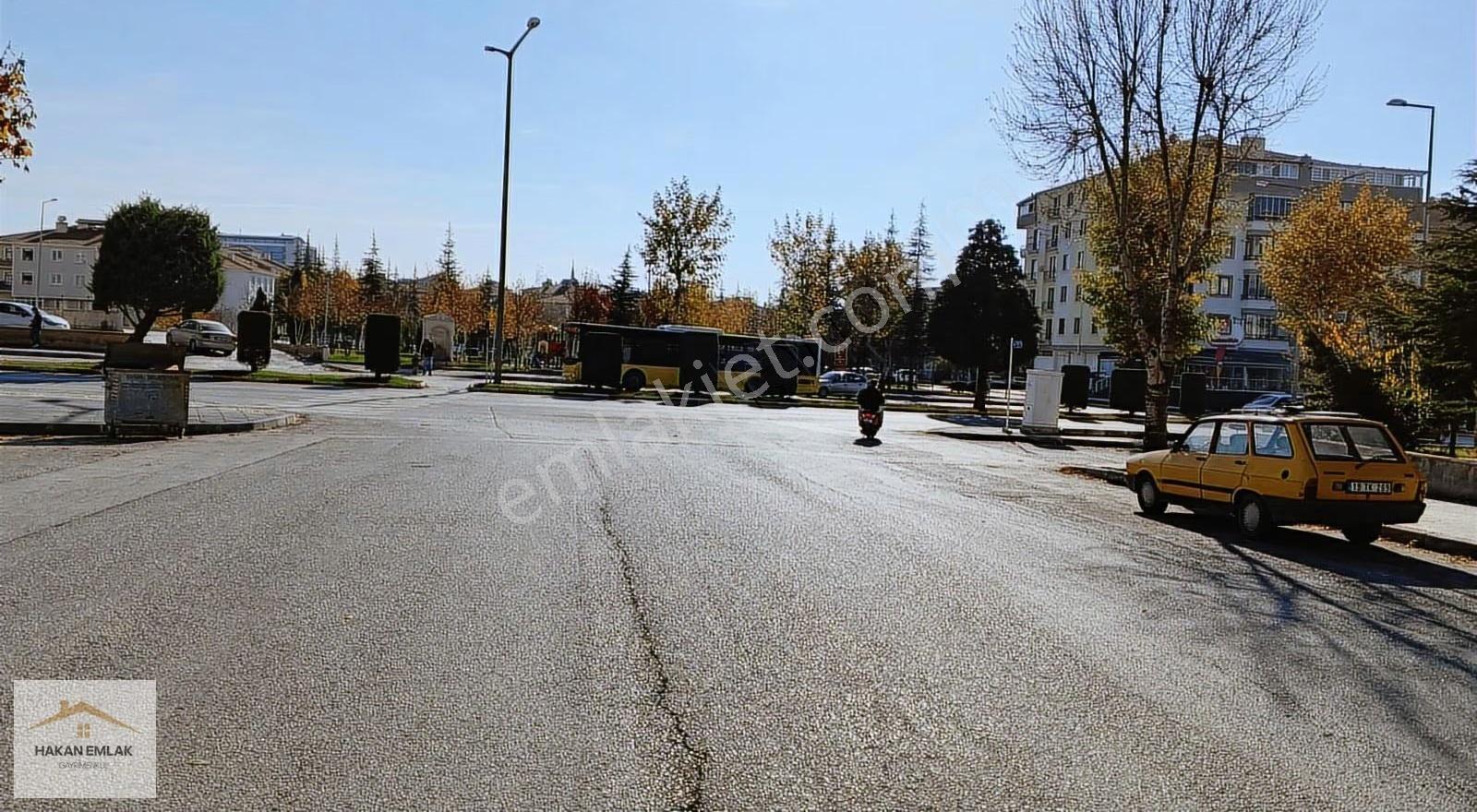 Hakan Emlak Buhara Özel Hastane Yanı 3+1 Ara Kat Kiralık Daire - Görsel 14