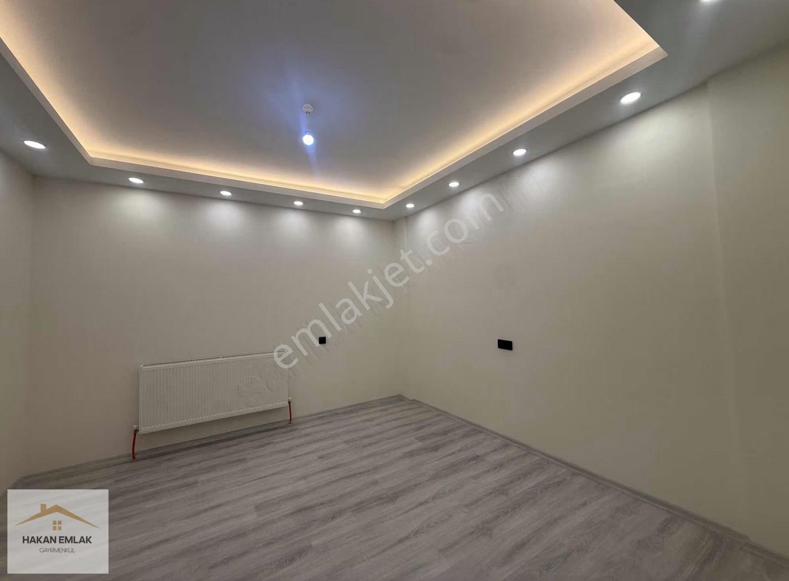 Hakan Emlak'tan Çarşı İçinde Full Yapılı Lüks 3+0 Kiralık Daire - Görsel 11