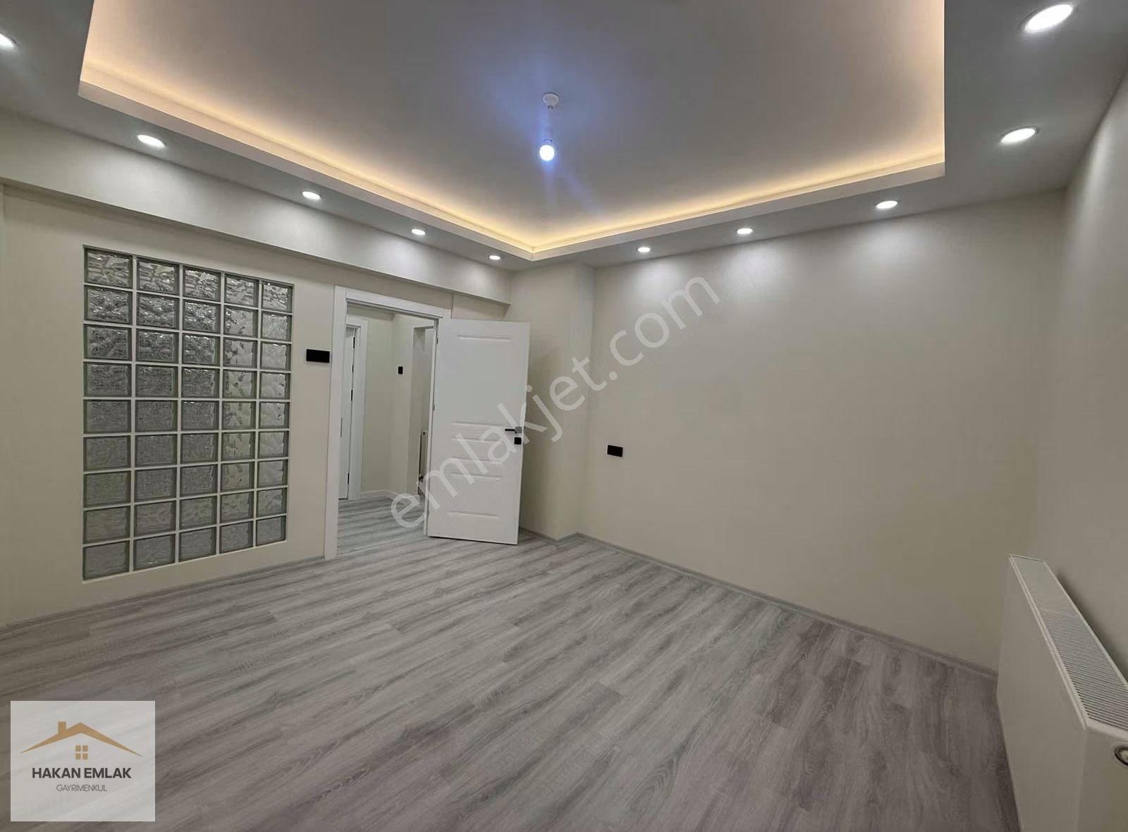 Hakan Emlak'tan Çarşı İçinde Full Yapılı Lüks 3+0 Kiralık Daire - Görsel 9