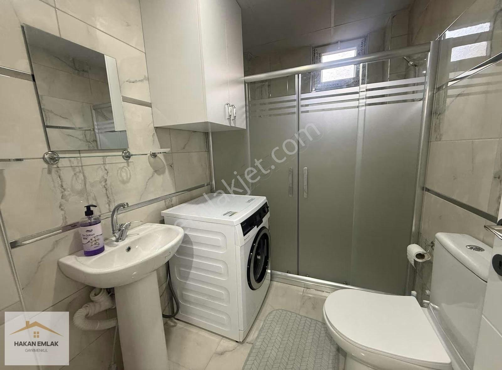 Hakan Emlak'tan Şehir Merkezinde 1+1 Eşyalı Kiralık Daire - Görsel 3