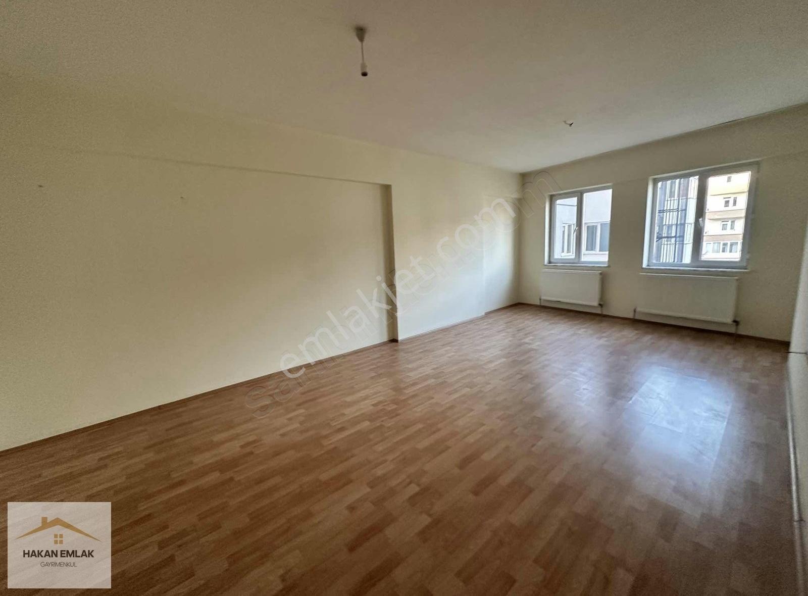 Hakan Emlak' Tan Bahabey Caddesi Üzerinde 4+0 Kiralık Daire - Görsel 21
