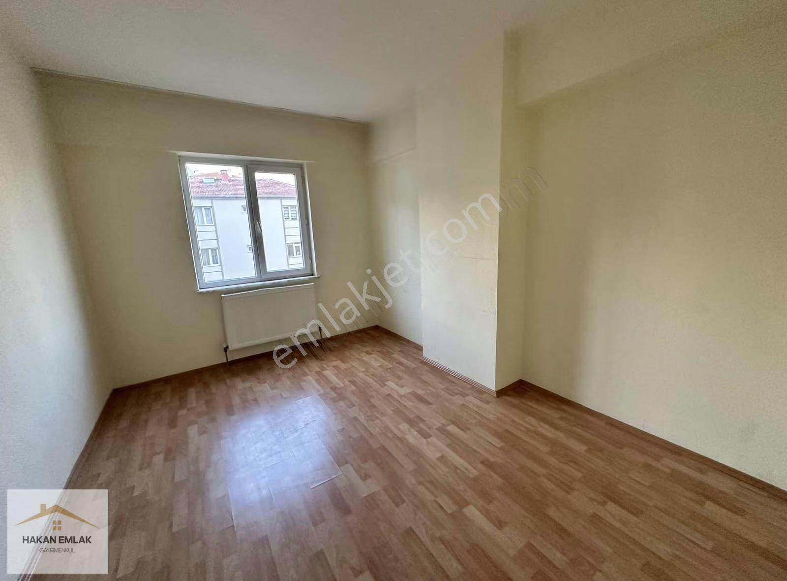 Hakan Emlak' Tan Bahabey Caddesi Üzerinde 4+0 Kiralık Daire - Görsel 37