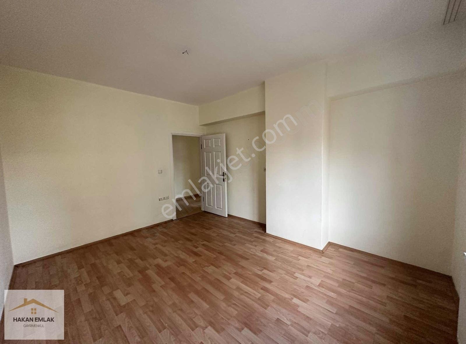 Hakan Emlak' Tan Bahabey Caddesi Üzerinde 4+0 Kiralık Daire - Görsel 26