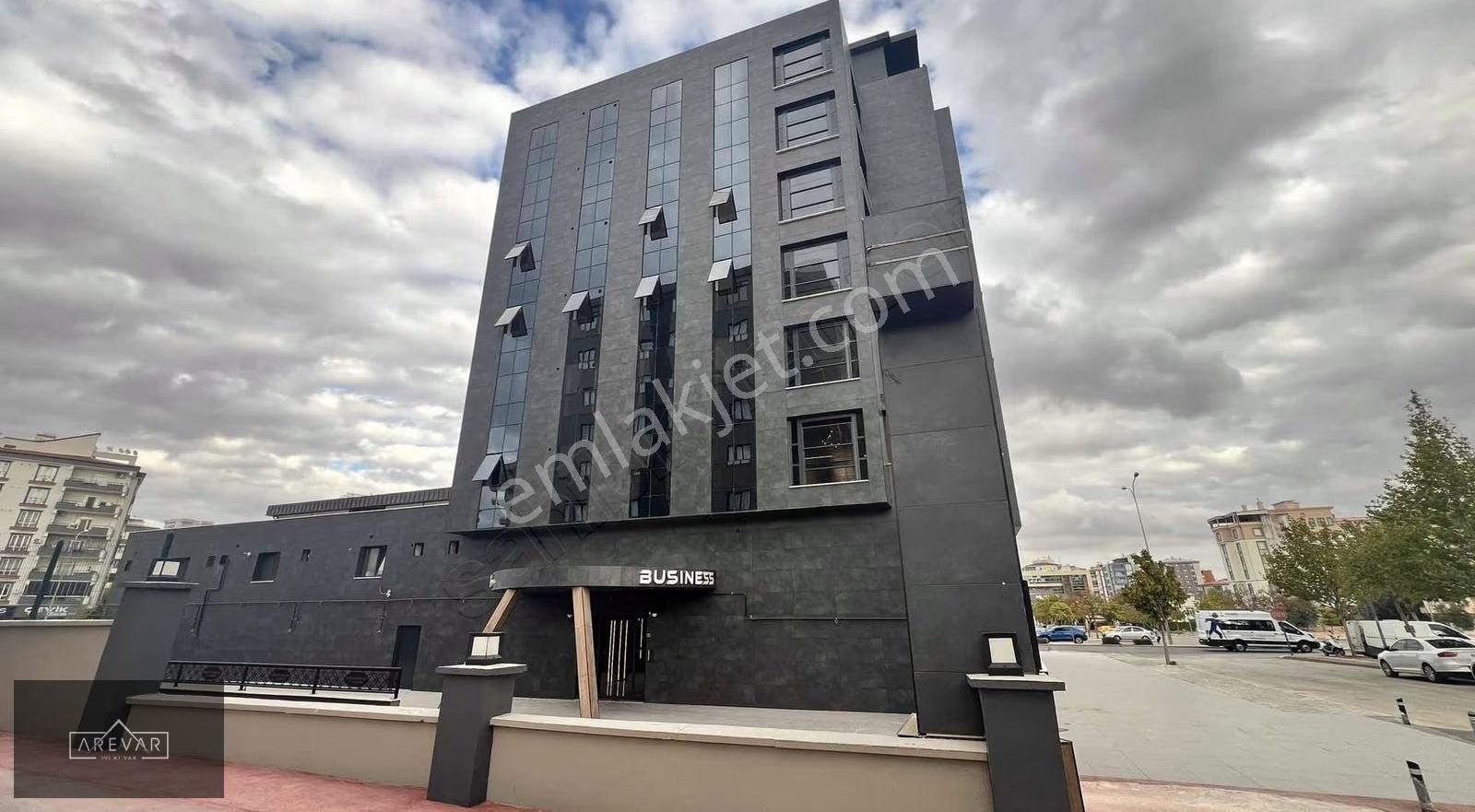 Arevar Dan Mücahitlerde Ana Cadde Üzerinde Kiralık Lüks Ofis - Görsel 3