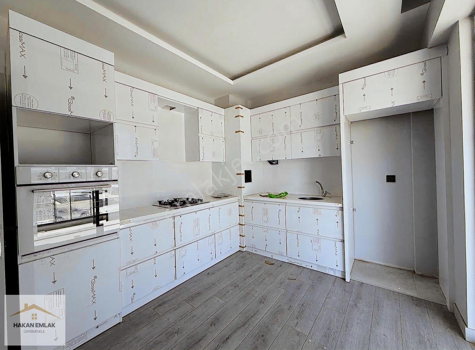 Hakan Emlak'tan Çepni Deluxe'de 2+1 Kiralık Daire