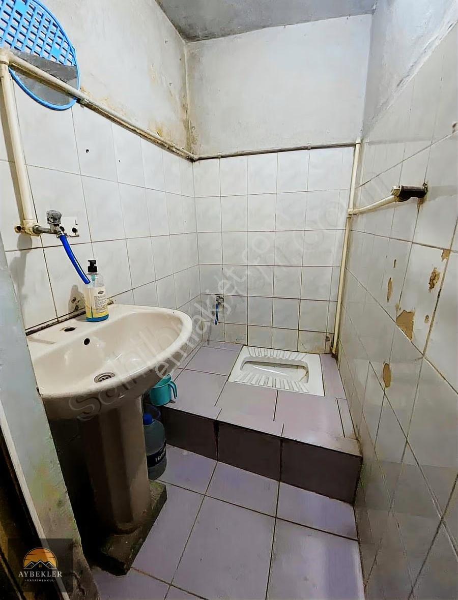Sefaköy'de Cadde Üzerinde 100m2 Kiralık Düz Giriş Dükkan - Görsel 10