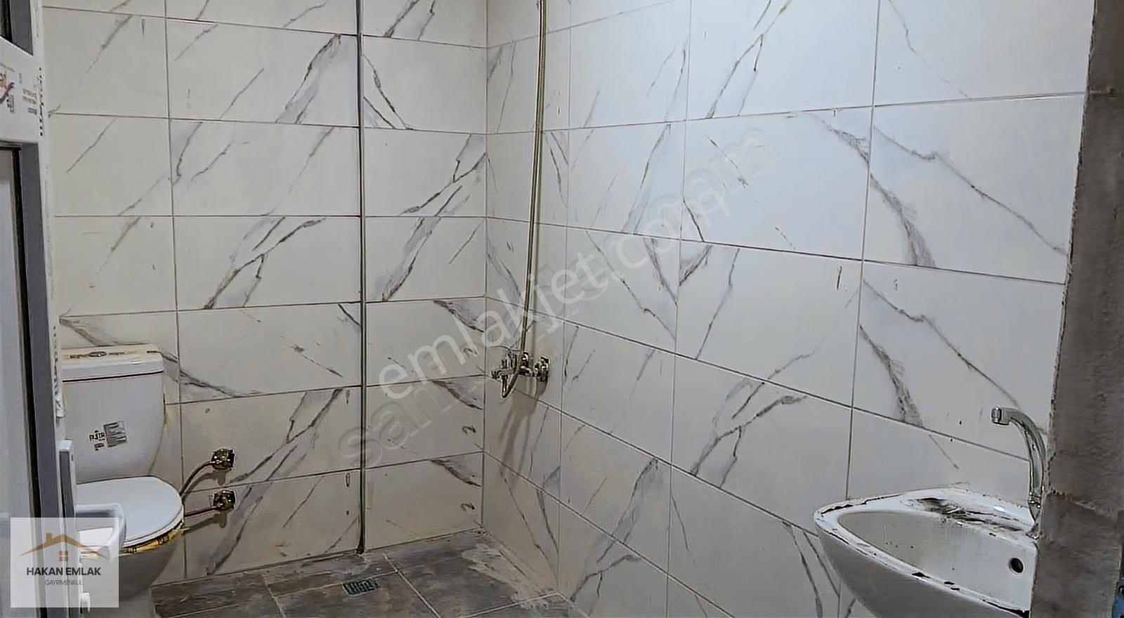 Hakan Emlaktan Küçük Sanayi Sitesinde 300 M² Kiralık Dükkan - Görsel 10