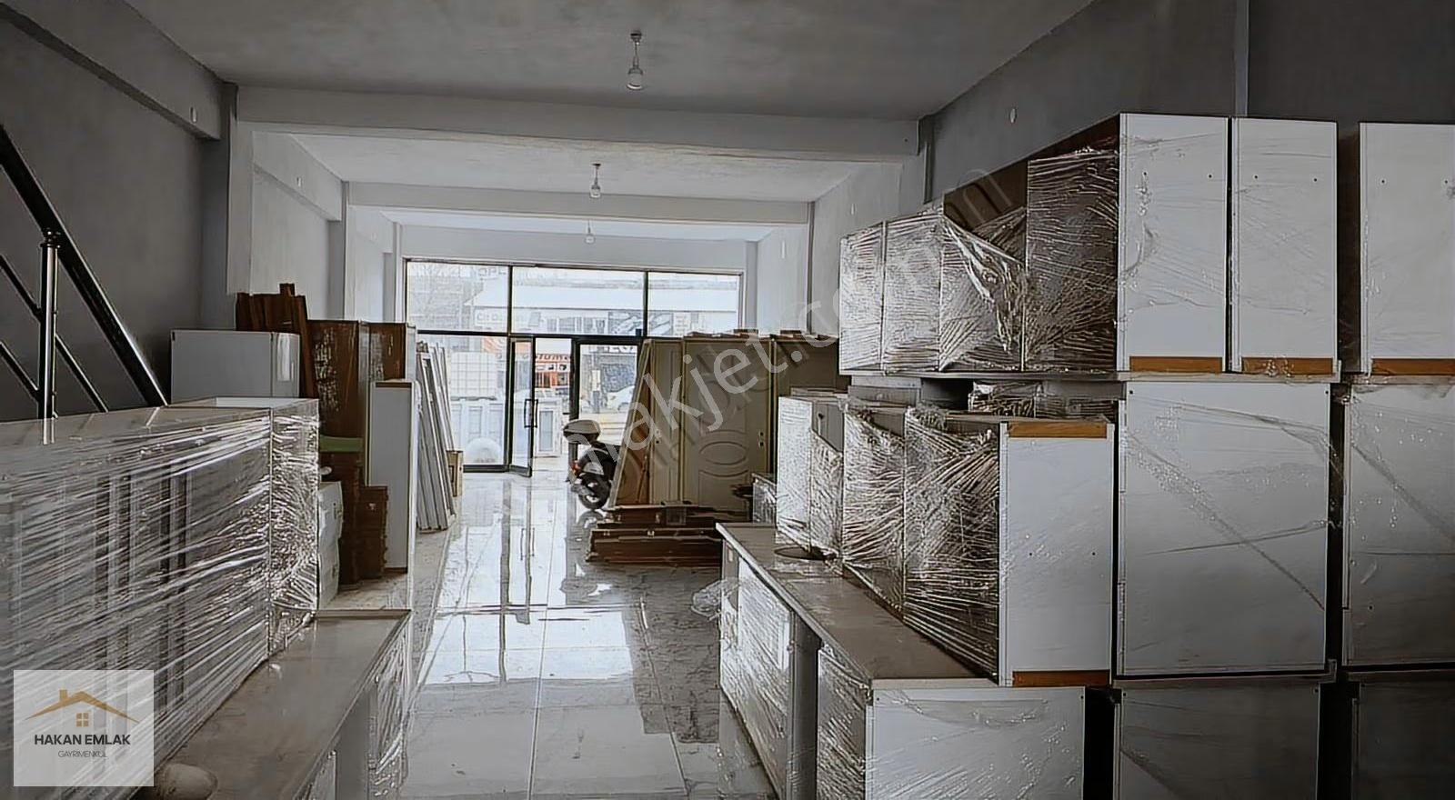 Hakan Emlaktan Küçük Sanayi Sitesinde 300 M² Kiralık Dükkan - Görsel 7