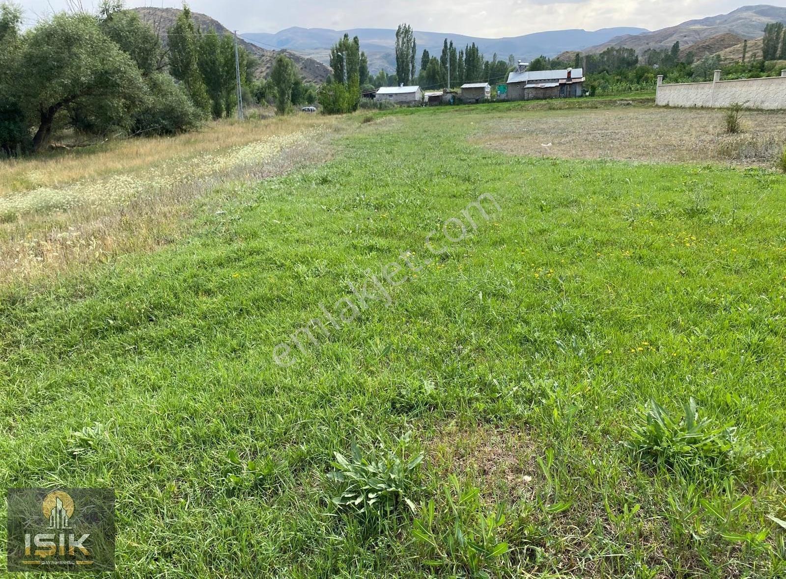 Işık Gayrimenkul'den Tortum Konak Mah. Satılık Tarla - Görsel 6