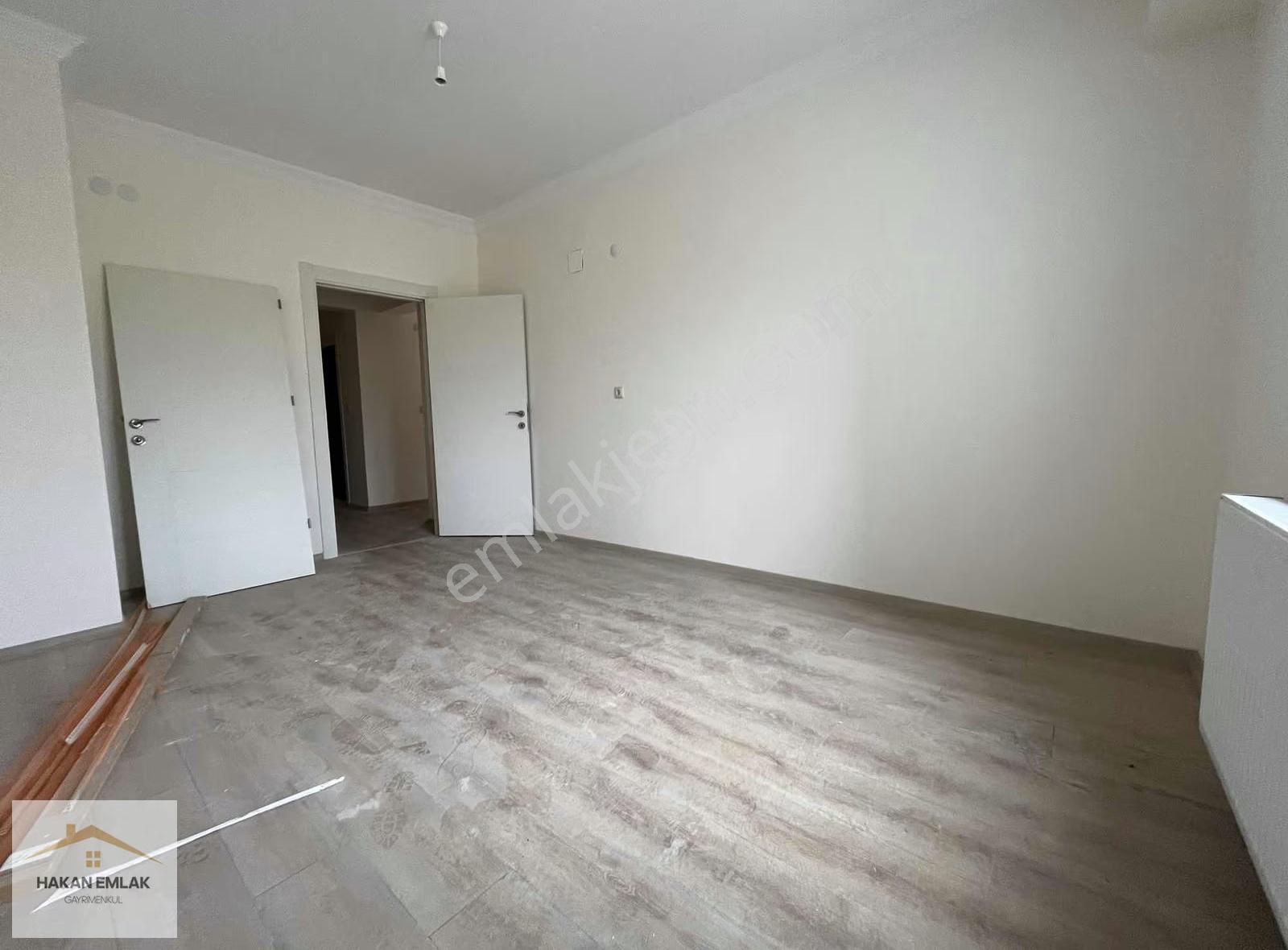 Hakan Emlak'tan Ekin Caddesi Üzerinde 3+1 Satılık Daire - Görsel 12