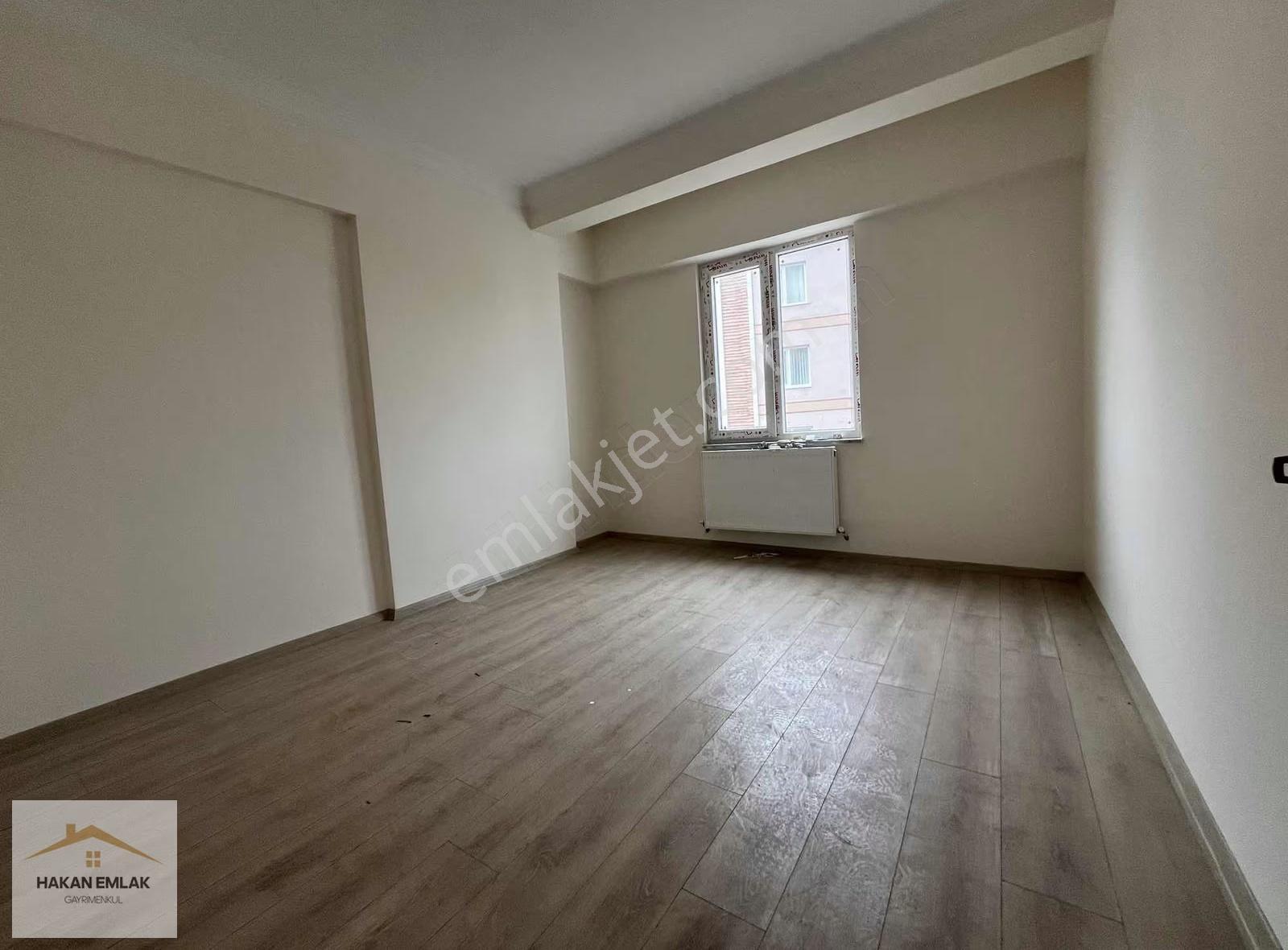 Hakan Emlak'tan Ekin Caddesi Üzerinde 3+1 Satılık Daire - Görsel 11